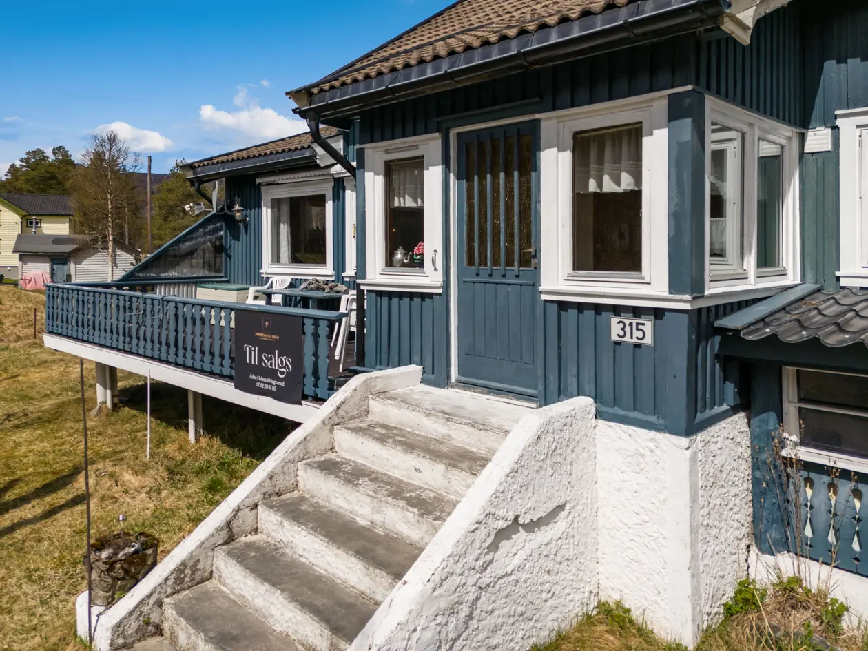 Koselig eiendom sentralt i Hovet - Potensiale - Gode solforhold - 4 soverom photo 5