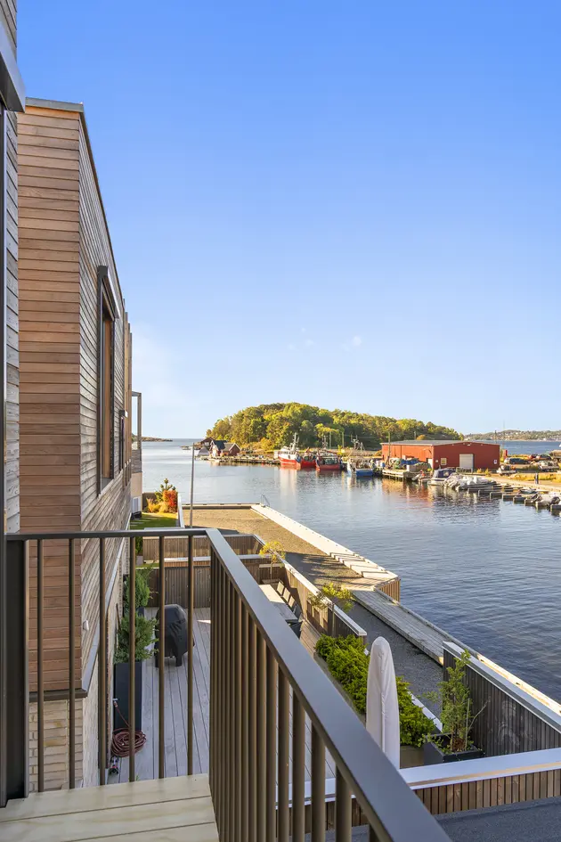 Rålekkert Lund Hagem-designet Townhouse med privat takterrasse på bryggekanten på Saltbrygga i Larvik photo 3