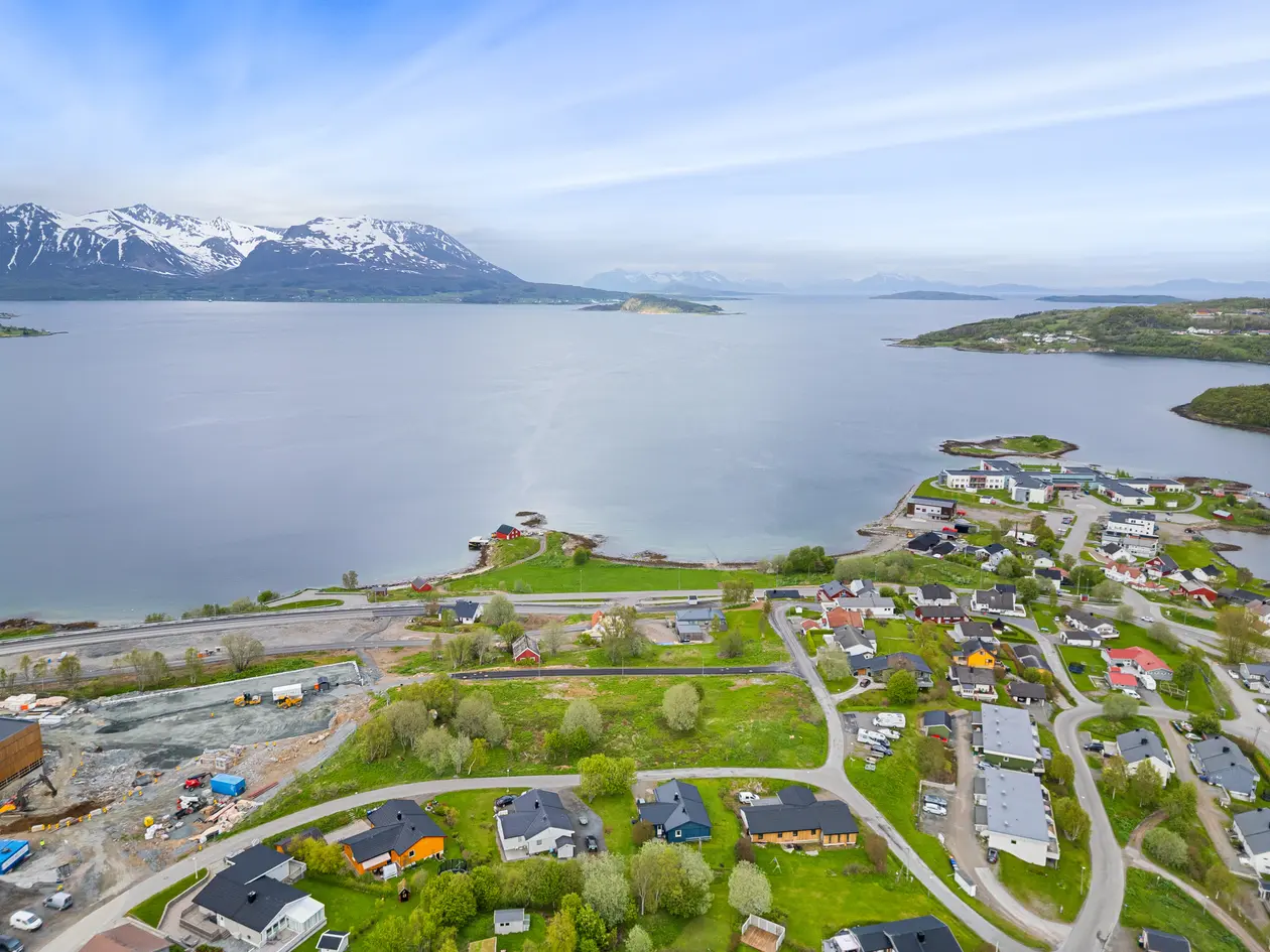 MUSTAPARTAJORDET TRINN 2| Solrike tomter med fantastisk hav- og fjellutsikt | Barnevennlig | Ingen byggeklausul  photo 5
