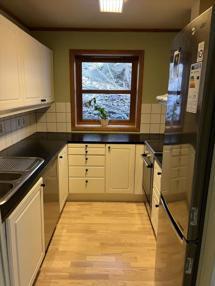 Stor terrasseleilighet over to plan med tre soverom og to bad! Sørvendt terrasse på 40 kvm | Carport med bod photo 5