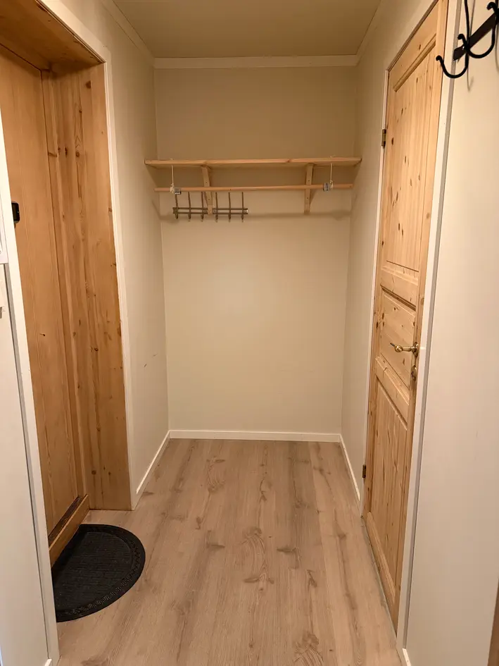 Stor terrasseleilighet over to plan med tre soverom og to bad! Sørvendt terrasse på 40 kvm | Carport med bod photo 3