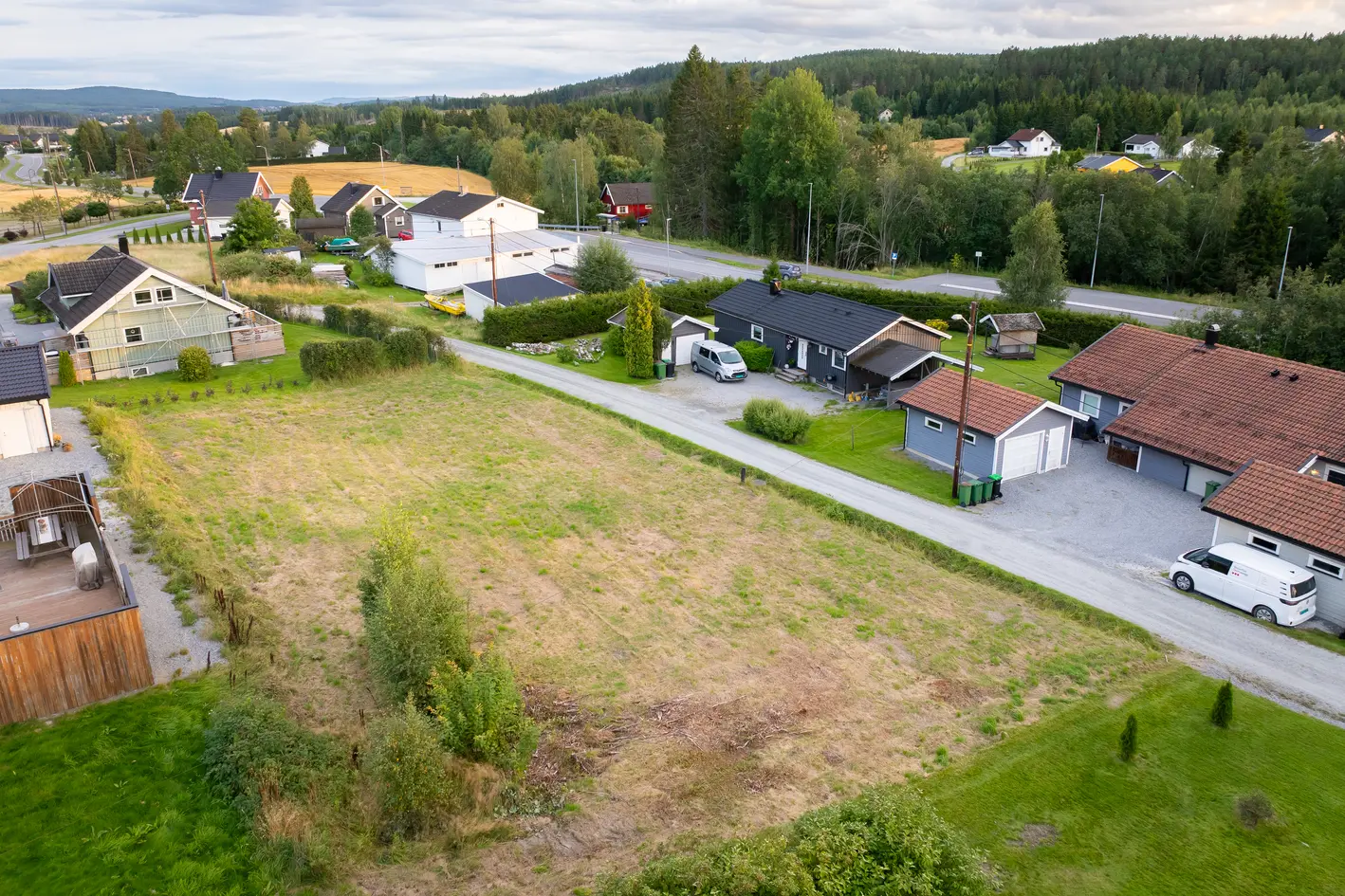 Flott boligtomt på 2434,7 kvm i fint og landlig område på Løken. Familievennlig område | Kort avstand til Løken senter photo 4