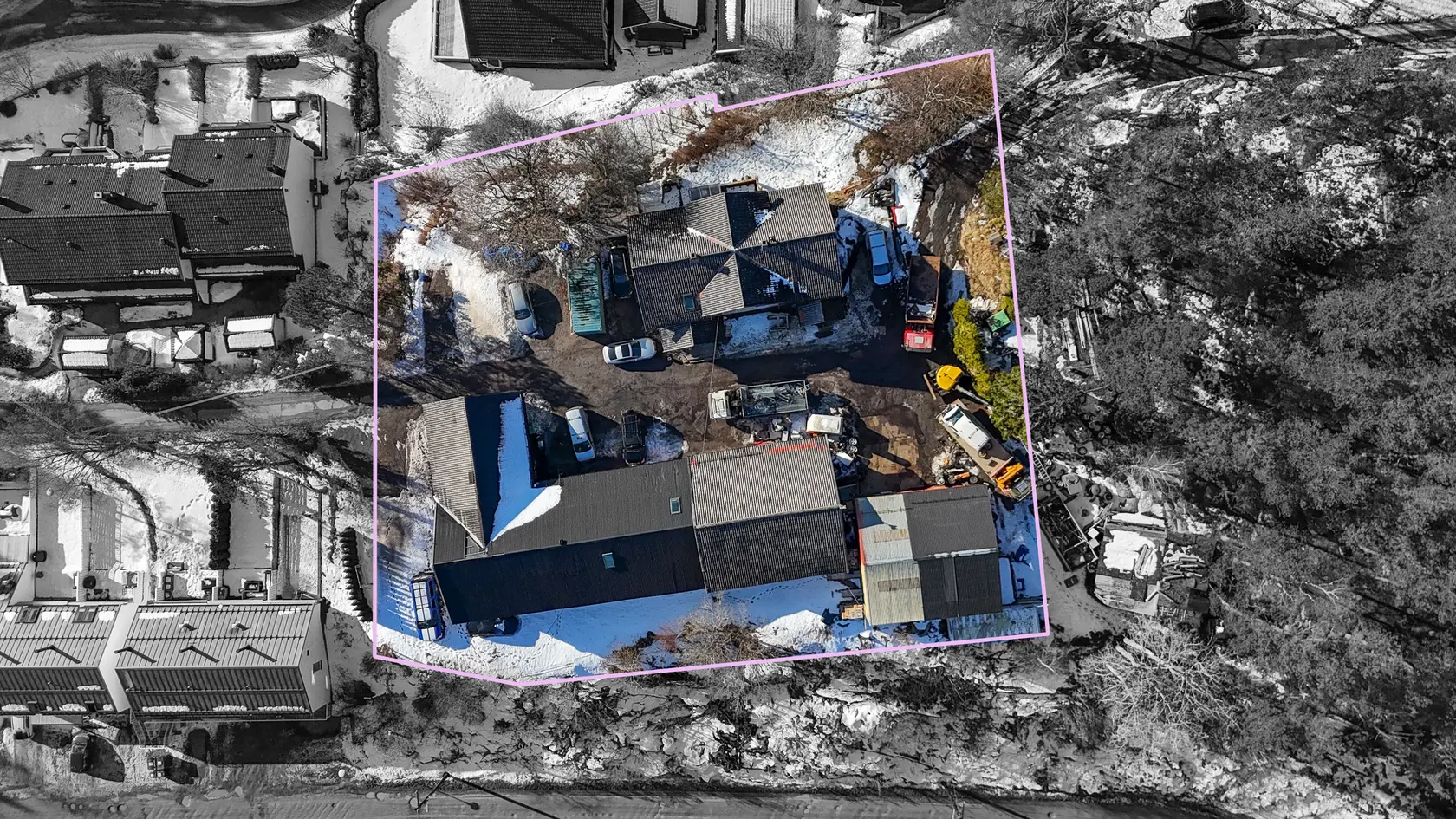 Utviklingseiendom med rammetillatelse for rekkehus/tomannsboliger. Totalt 10 boenheter. Attraktiv beliggenhet ved marka!, oslo