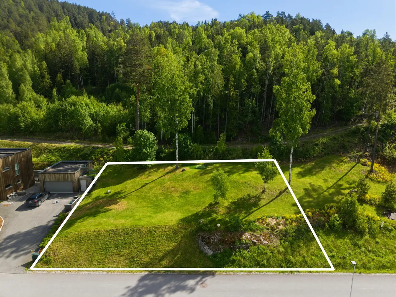 Eneboligtomt i nyetablert område med vidstrakt utsikt og gode solforhold - BYA 30% - 920m2 regulert til bolig photo 2