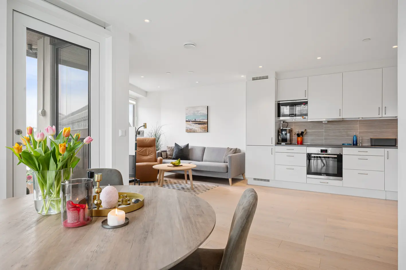 Moderne 3-roms leilighet | Sentrumsnært | Garasje | Innglasset balkong, sportsbod og felles takterrasse | Heis photo 4