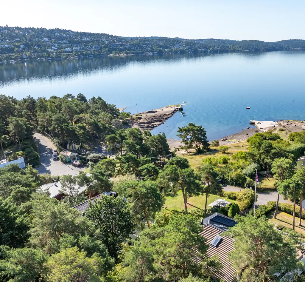 Unik toppleilighet på 193m² gulvareal på øyas solside. Stor, solrik terrasse. Fantastisk utsikt. Nærhet til badestrand photo 3