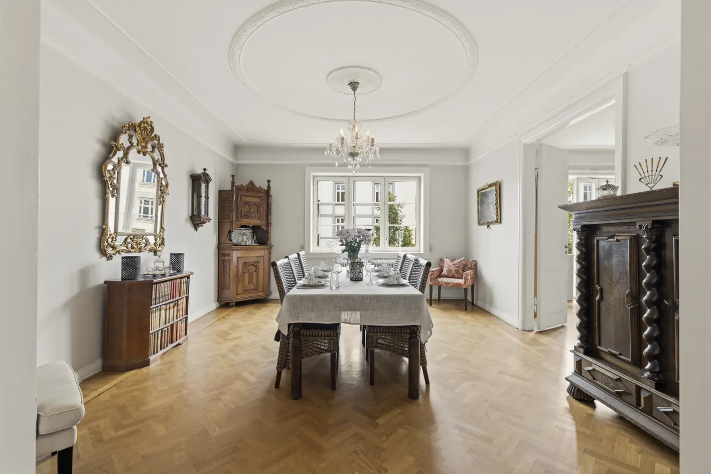 Klassisk Majorstuen-leilighet med sjarm | Romslige rom | Store boder | Ettertraktet område | Ingen dok.avgift photo 2