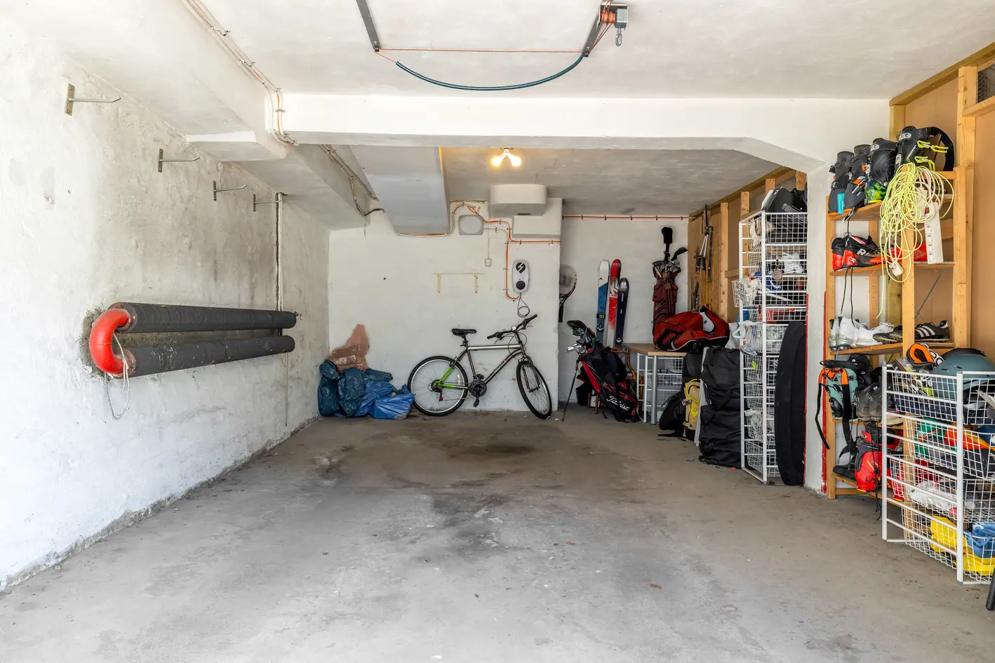 Lys og romslig 3-roms hjørneleilighet med attraktiv beliggenhet | Balkong | Garasje | Peis | Fyring og v.vann ink.  photo 4