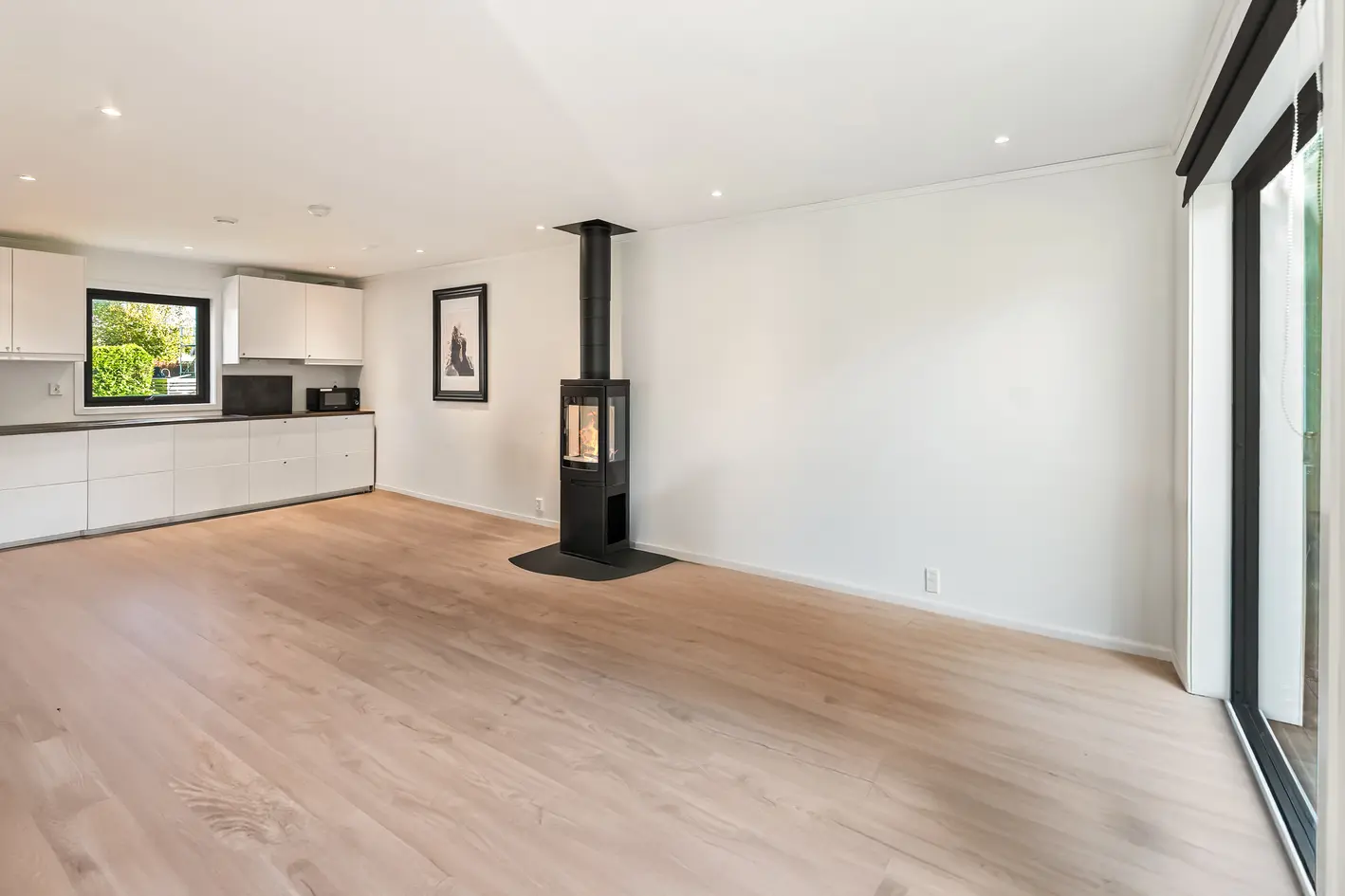 KUN 1 IGJEN! Nye eneboliger i kjede til en meget gunstig pris - 2 bad - 3 Soverom - Mulig å innredet loft/hems photo 5
