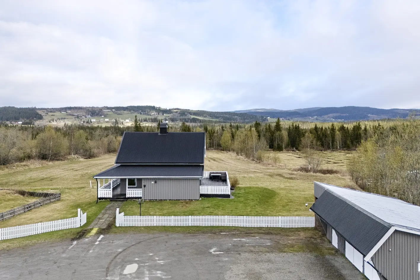 Enebolig beliggende i naturskjønne omgivelser i Snertingdalen | 5 soverom | Bad fra 2018 | Stor garasje - View 3