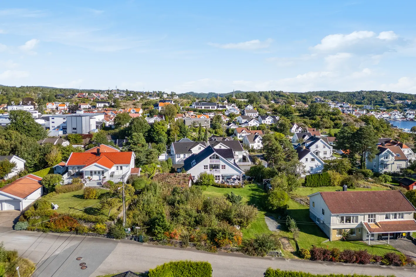 Sentral tomt i attraktiv bydel | Solrikt | Barnevennlig | Gangavstand til alle sentrumstilbud photo 5