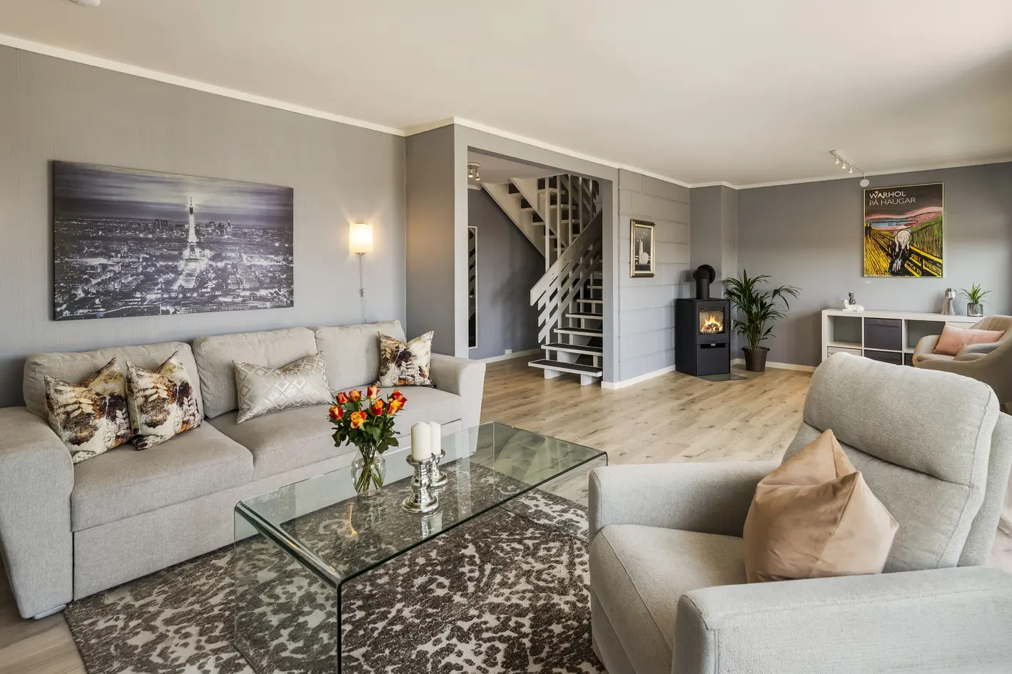 Tiltalende enderekkehus m/3 sov og 3 solrike uteplasser | Garasje m/elbillader | Barnevennlig og sjønært! - View 4