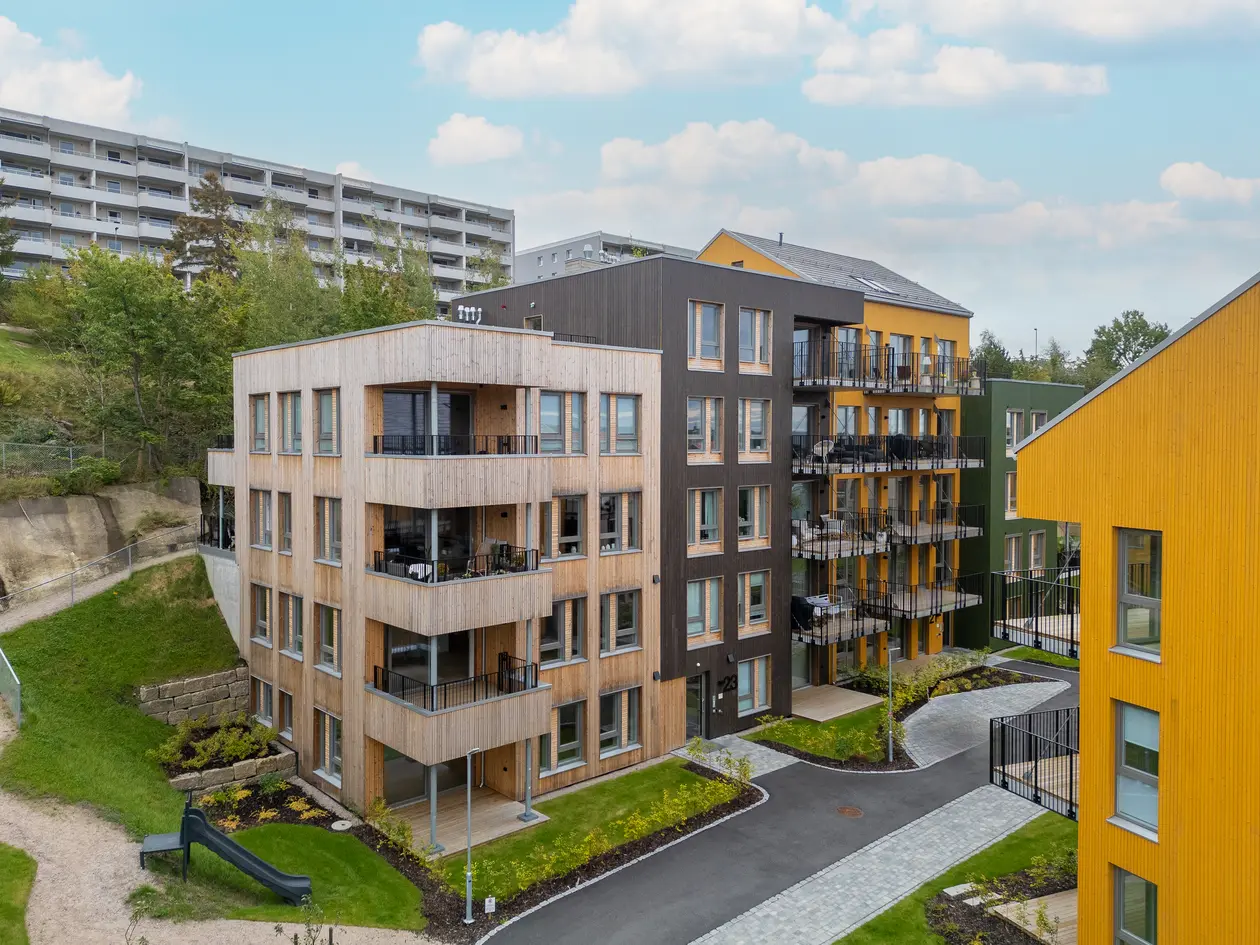 Ny og fin 3-romsleilighet i Fagerlia med parkeringsplass og god komfort. Lav dok.avgift. 