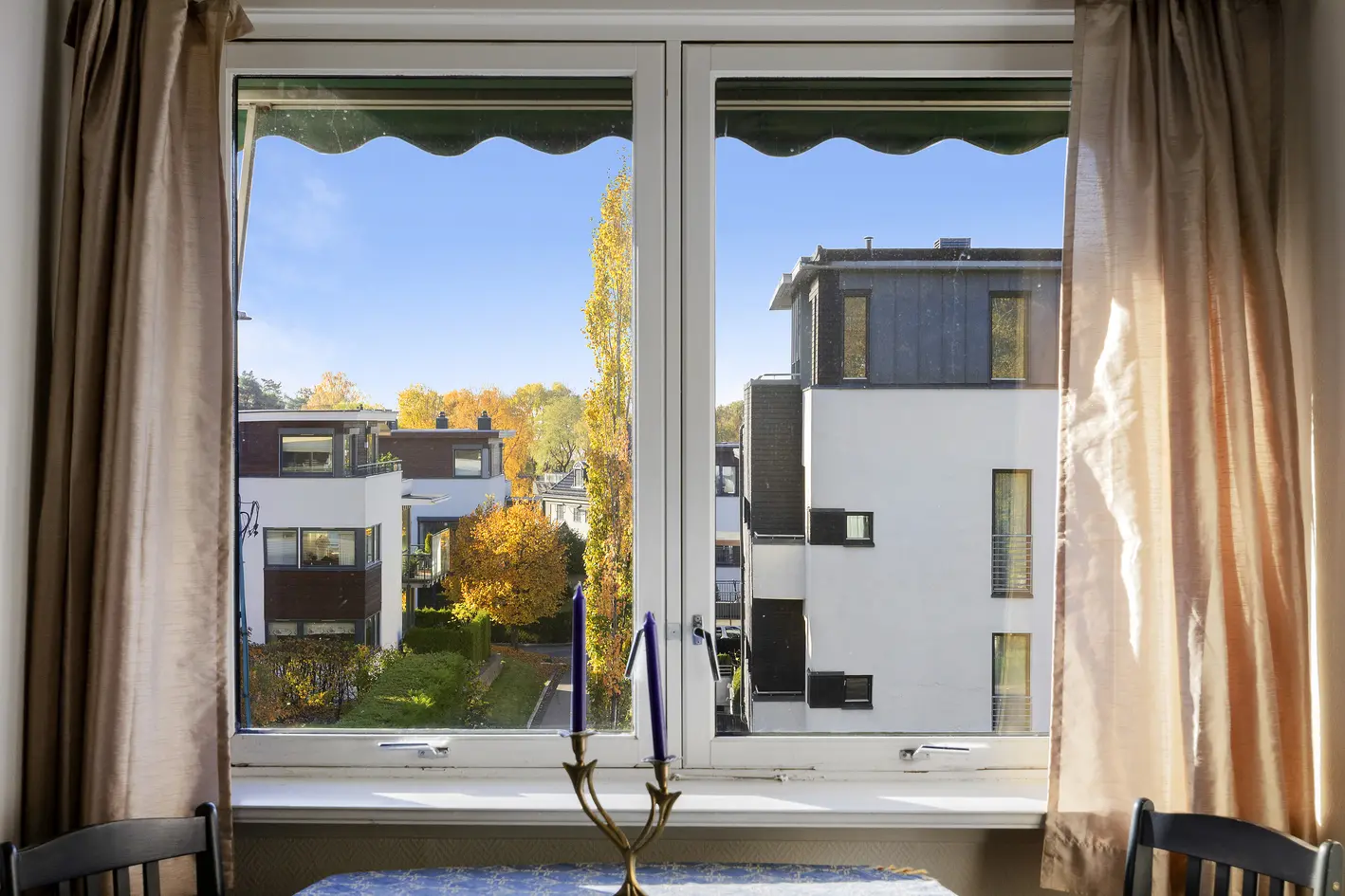 Attraktiv, gjennomgående 3-roms toppleilighet. God takhøyde | stort potensial | Parkering | Mulighet for verdiskapning photo 4