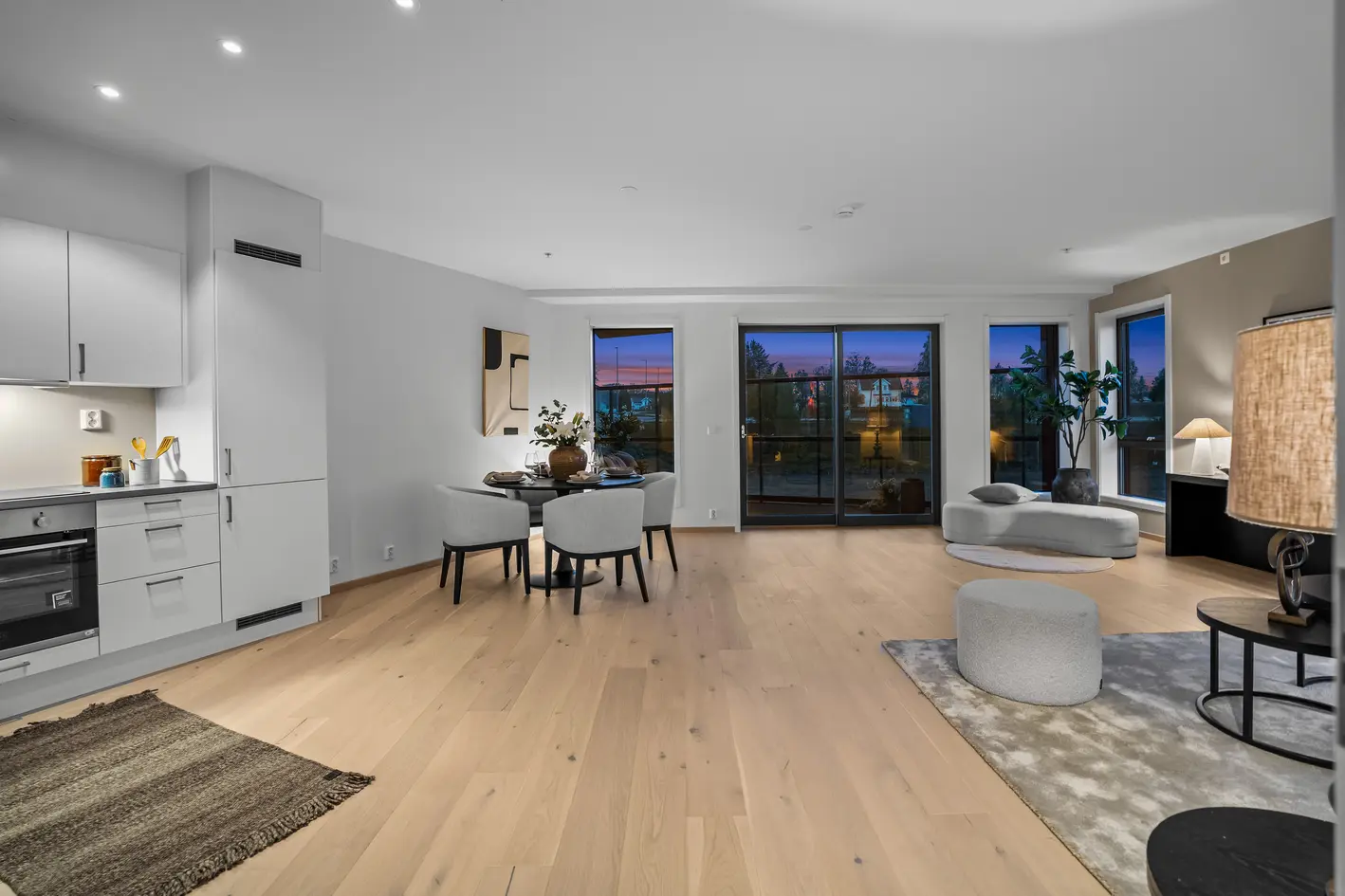 Moderne 4-roms selveier fra 2023 | 2 bad | Vannbåren gulvvarme | Garasjeplass | Balkong | Heis - View 6
