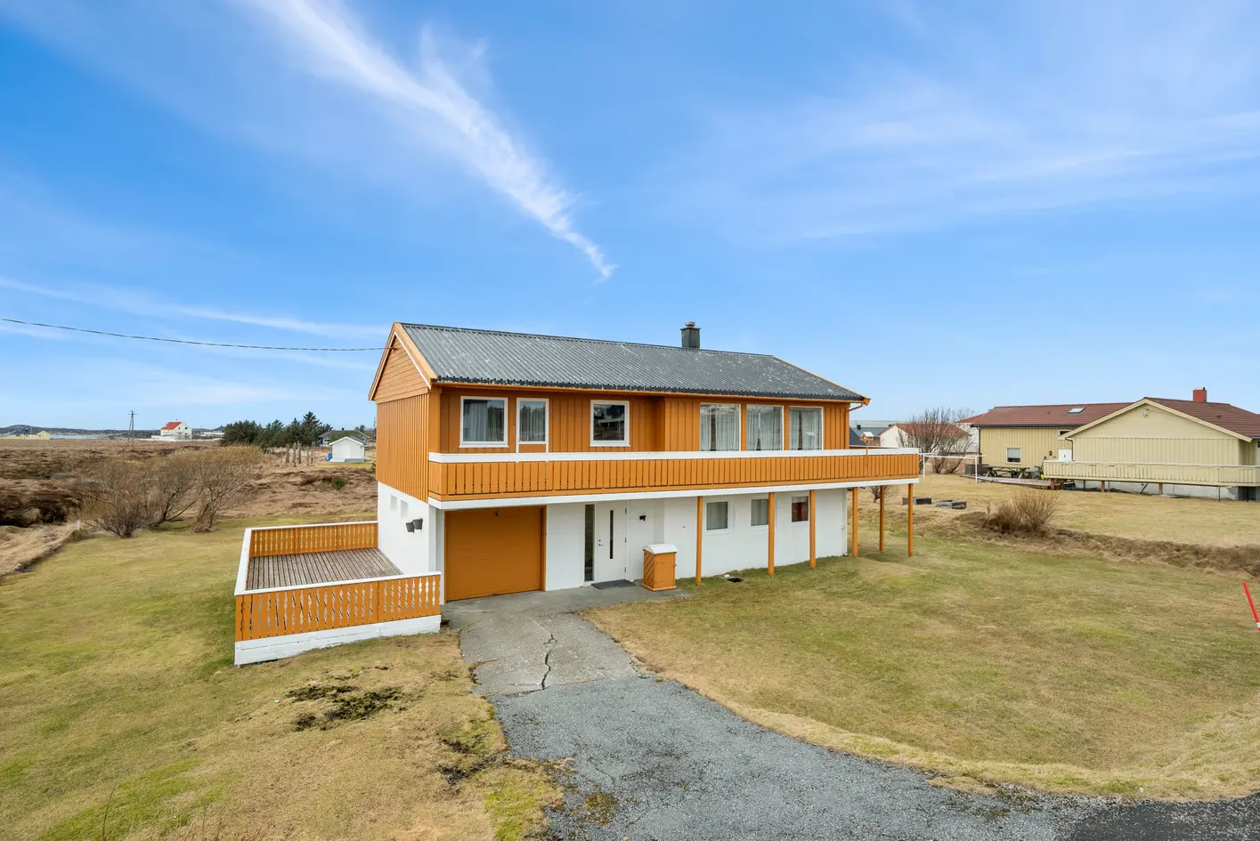 Innholdsrik enebolig på stor og solrik tomt | Rikelig med lagring| Nydelig utsikt | Idyllisk beliggenhet i havgapet photo 2