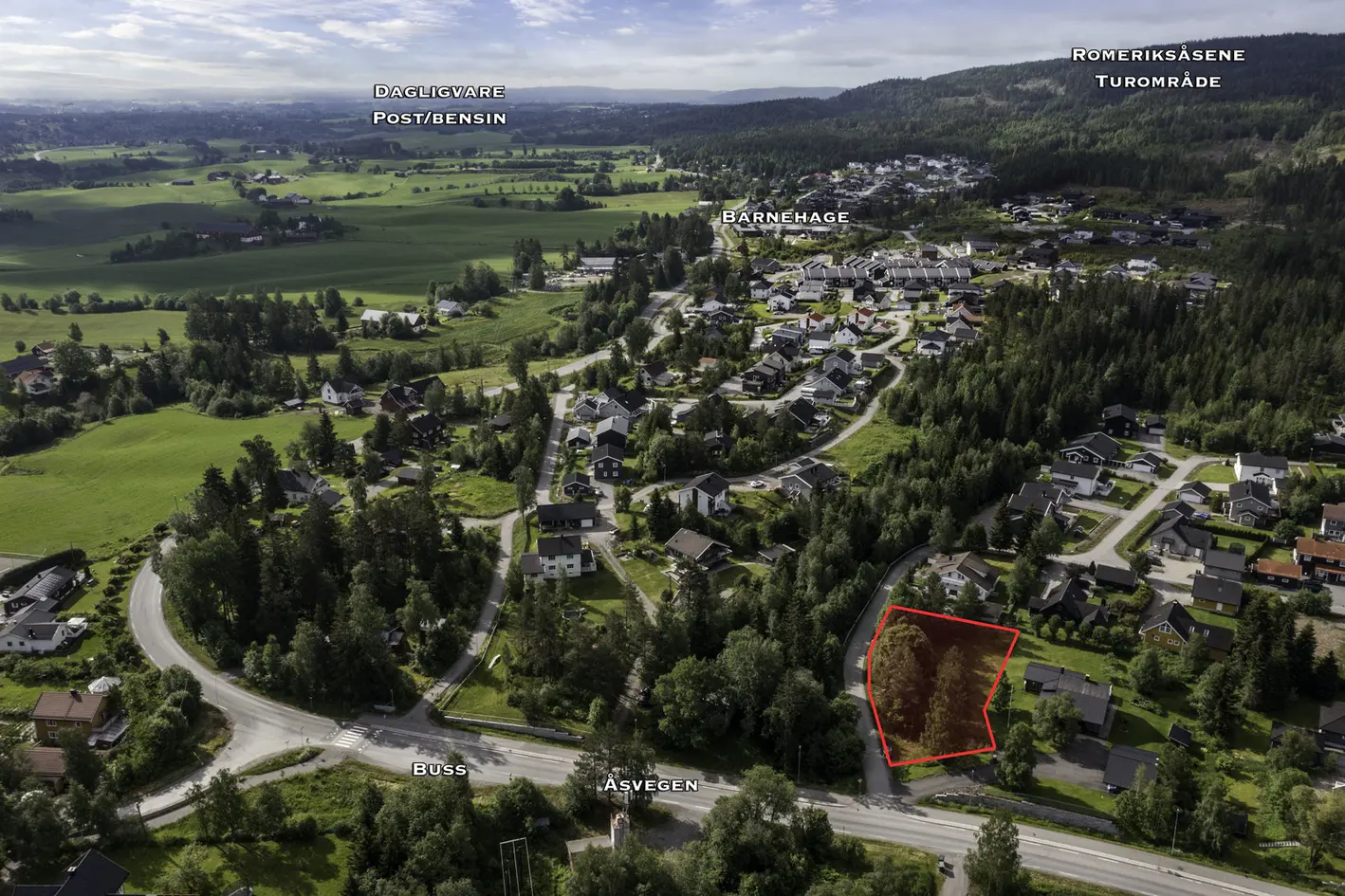 Solrik boligtomt på 1 269 kvm regulert til boligformål - BYA = 25%. Barnevennlig beliggenhet og nærhet til Romeriksåsen! photo 2
