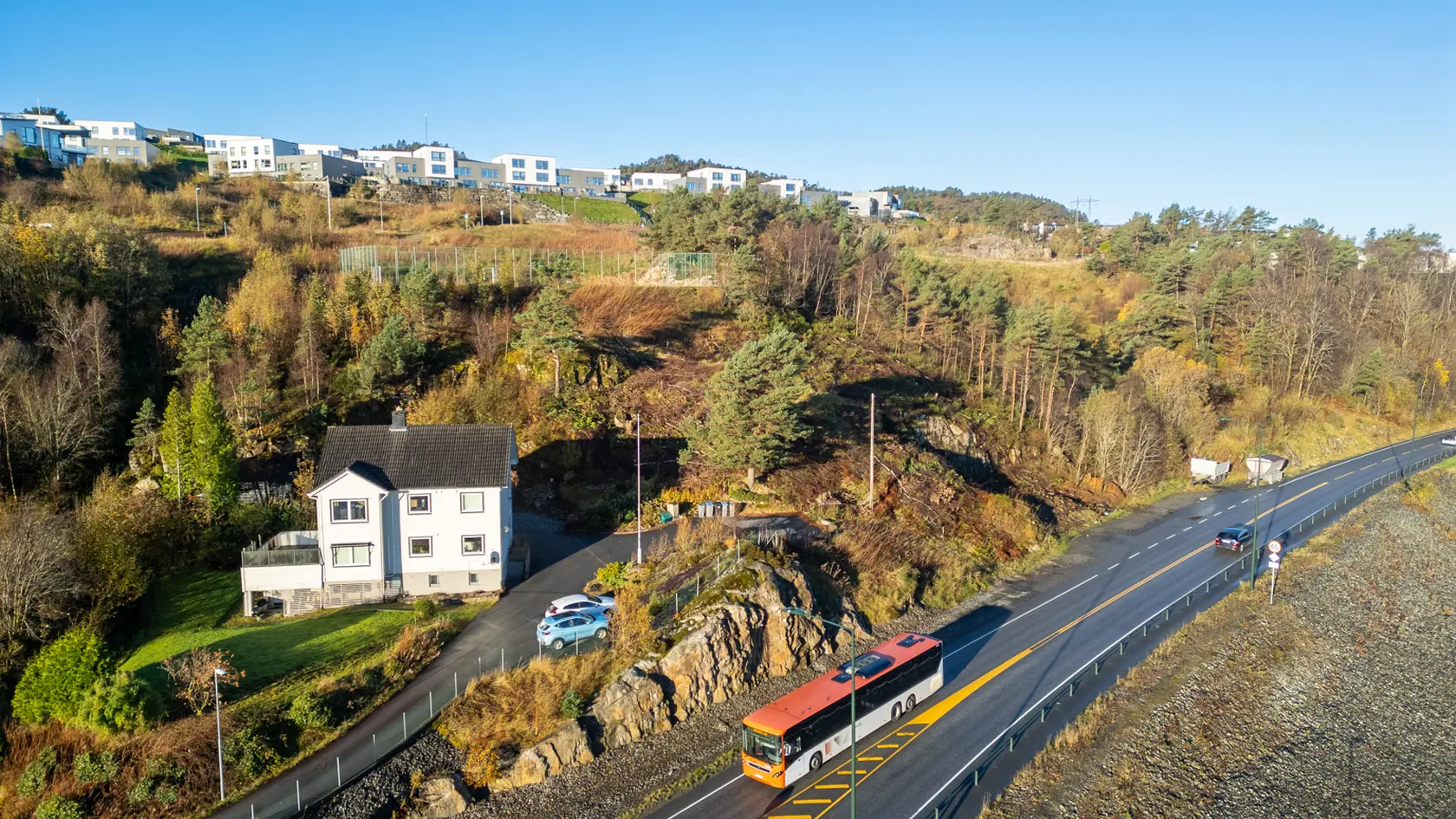 Utbyggingstomt i regulert område på nesten to mål, med utsikt over Sælenvatnet. photo 4