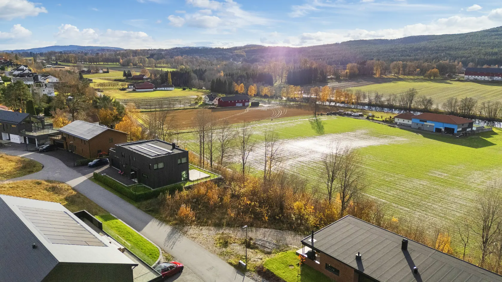 Flott tomt i første rekke og på "pynten" med meget gode sol- og utsiktsforhold | Barnevennlig og sentrumsnær beliggenhet photo 4