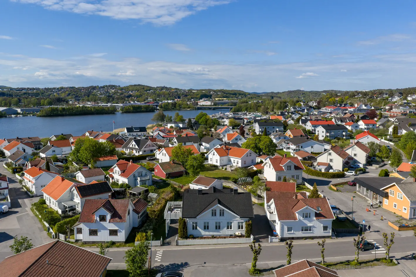 Lekker og påkostet enebolig med nydelige detaljer | Solrik og skjermet tomt  | Garasje | Attraktivt på Østre Halsen photo 2