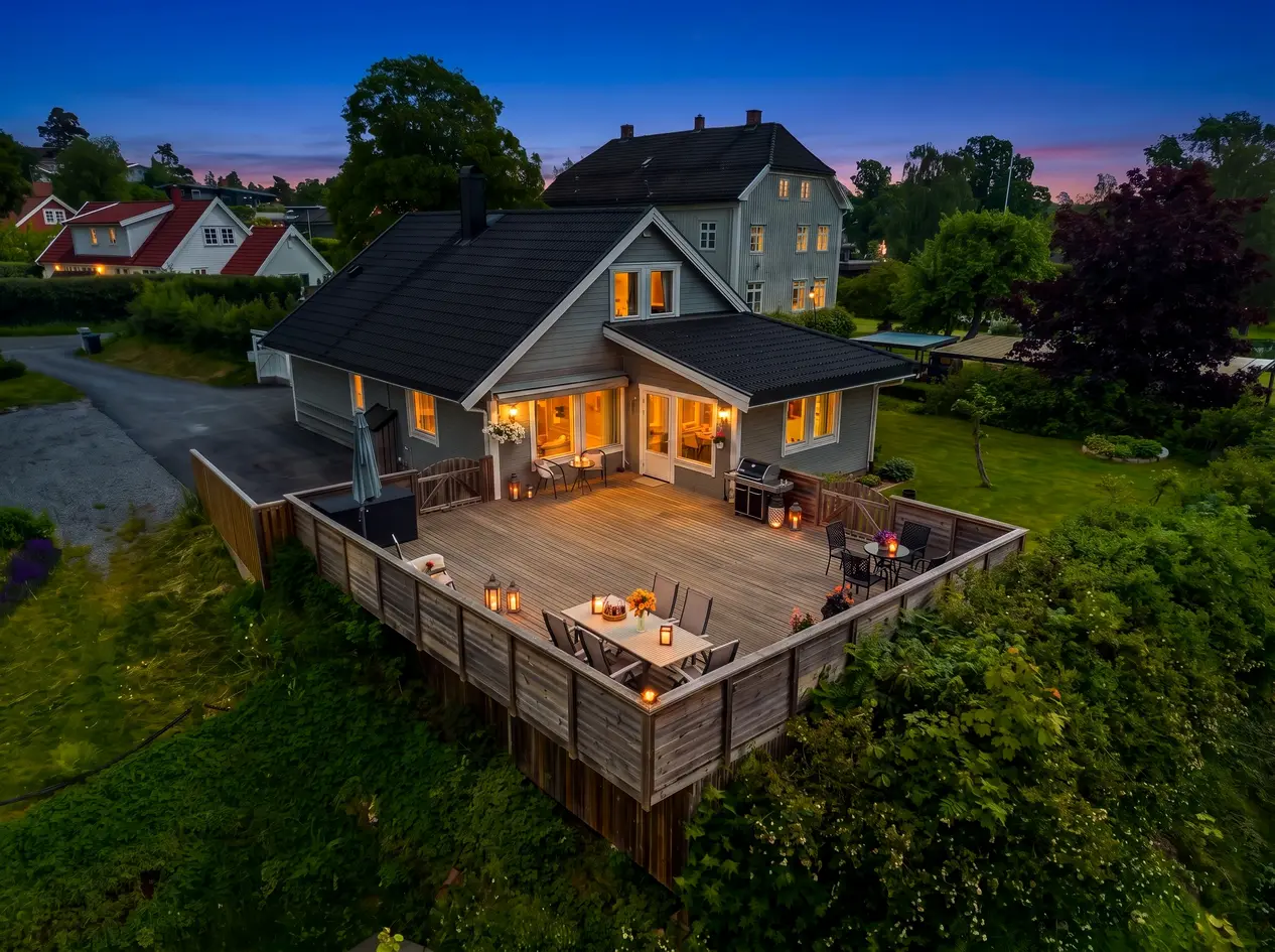 Familievennlig enebolig i attraktiv blindgate | 4 sov og 2 bad | Dobbelgarasje | Solrik tomt og stor terrasse photo 4