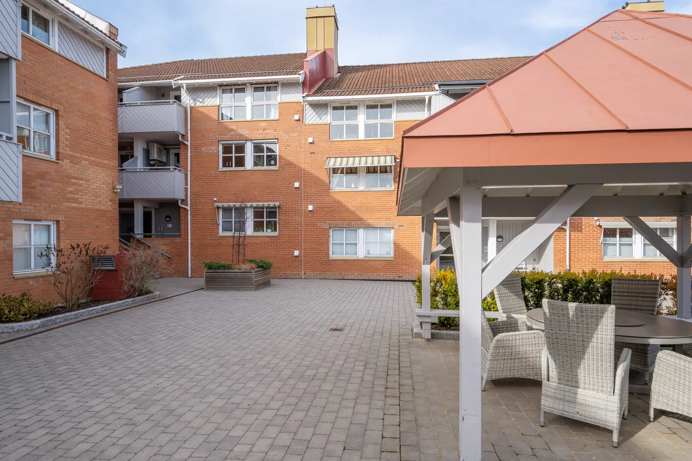 Lys og innholdsrik 3-roms selveierleilighet i sentrum av Horten | 2 balkonger | Garasjeplass photo 4