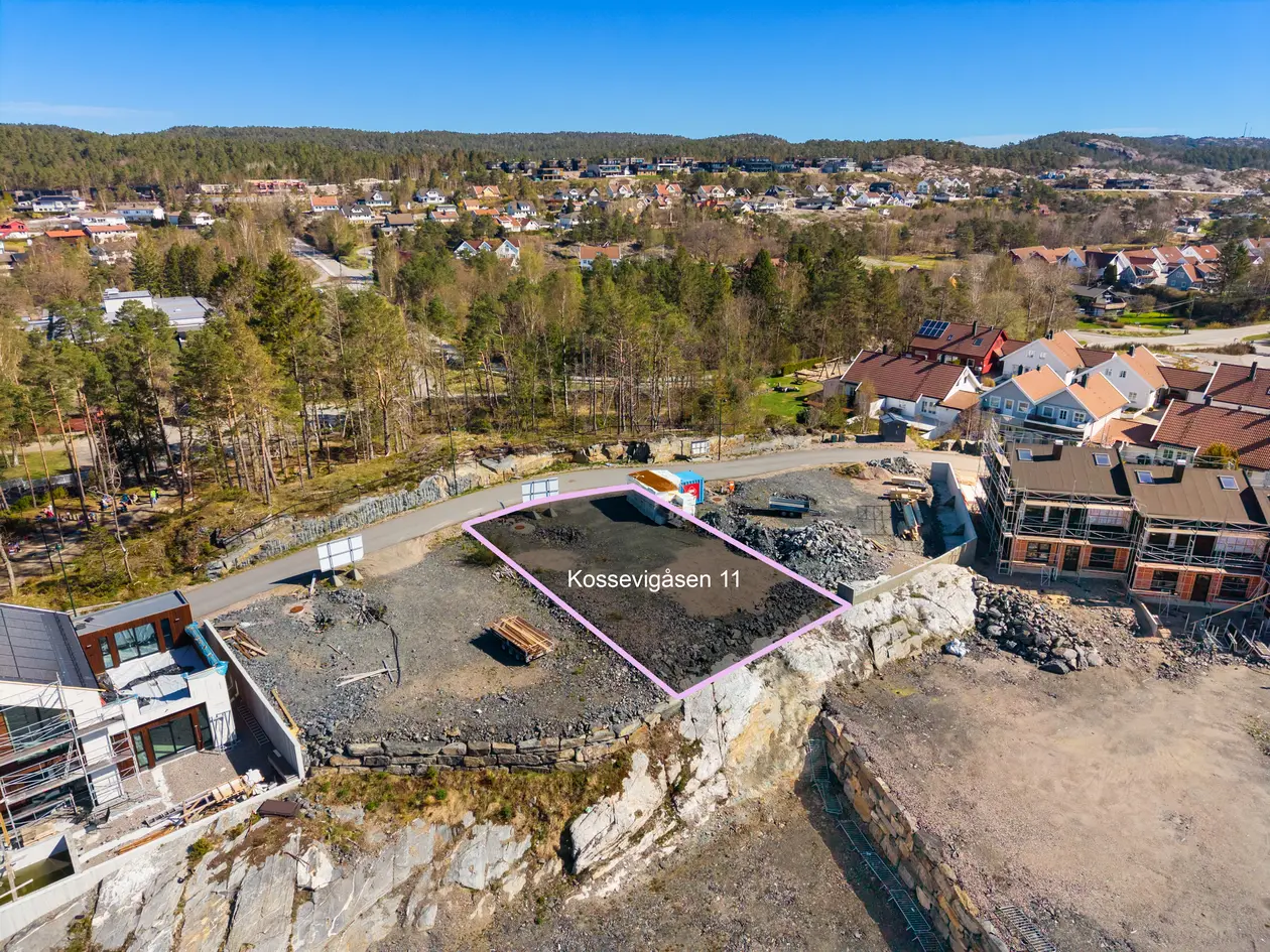 Langenes/Søgne - boligtomt med sjøutsikt og gode solforhold - grovplanert og byggeklar photo 3