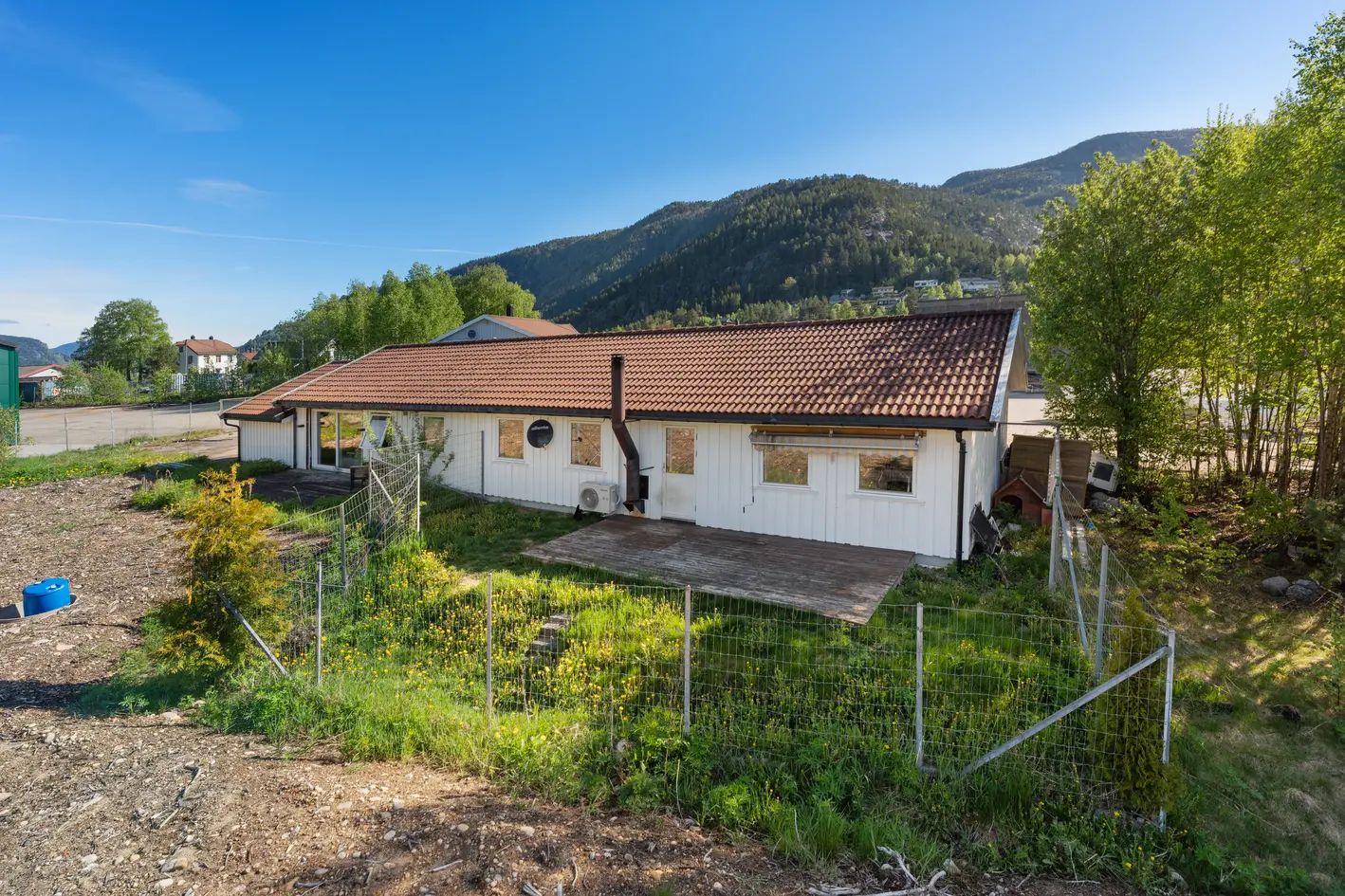 Byglandsfjord - vert.delt tomannsbolig  med alt på ett plan og ekstra tomt til garasje photo 3
