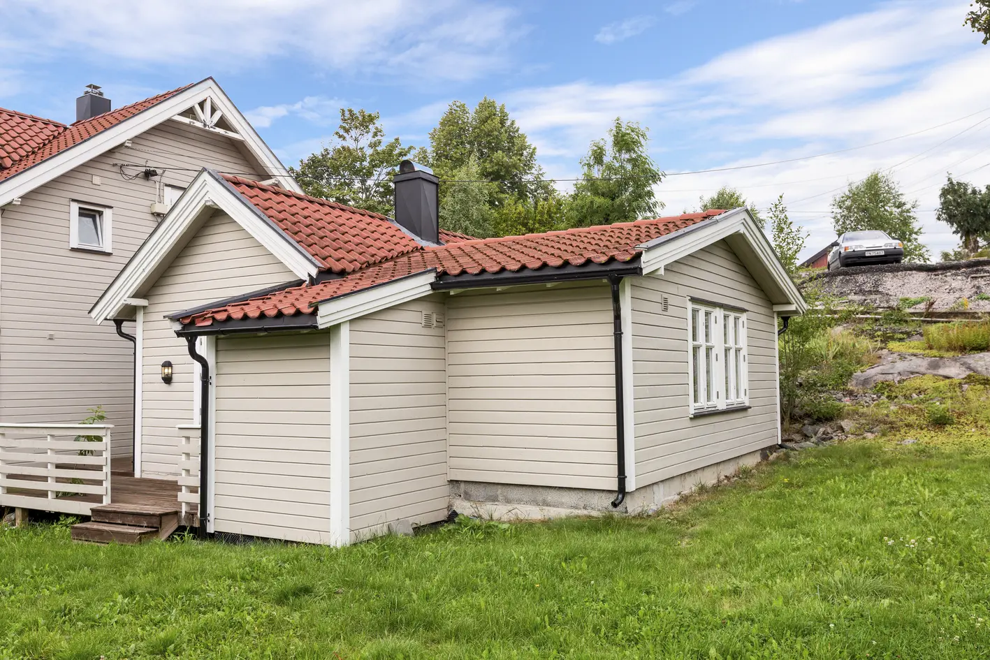 Pen liten selveierbolig med terrasse - 1 soverom - Parkering photo 2