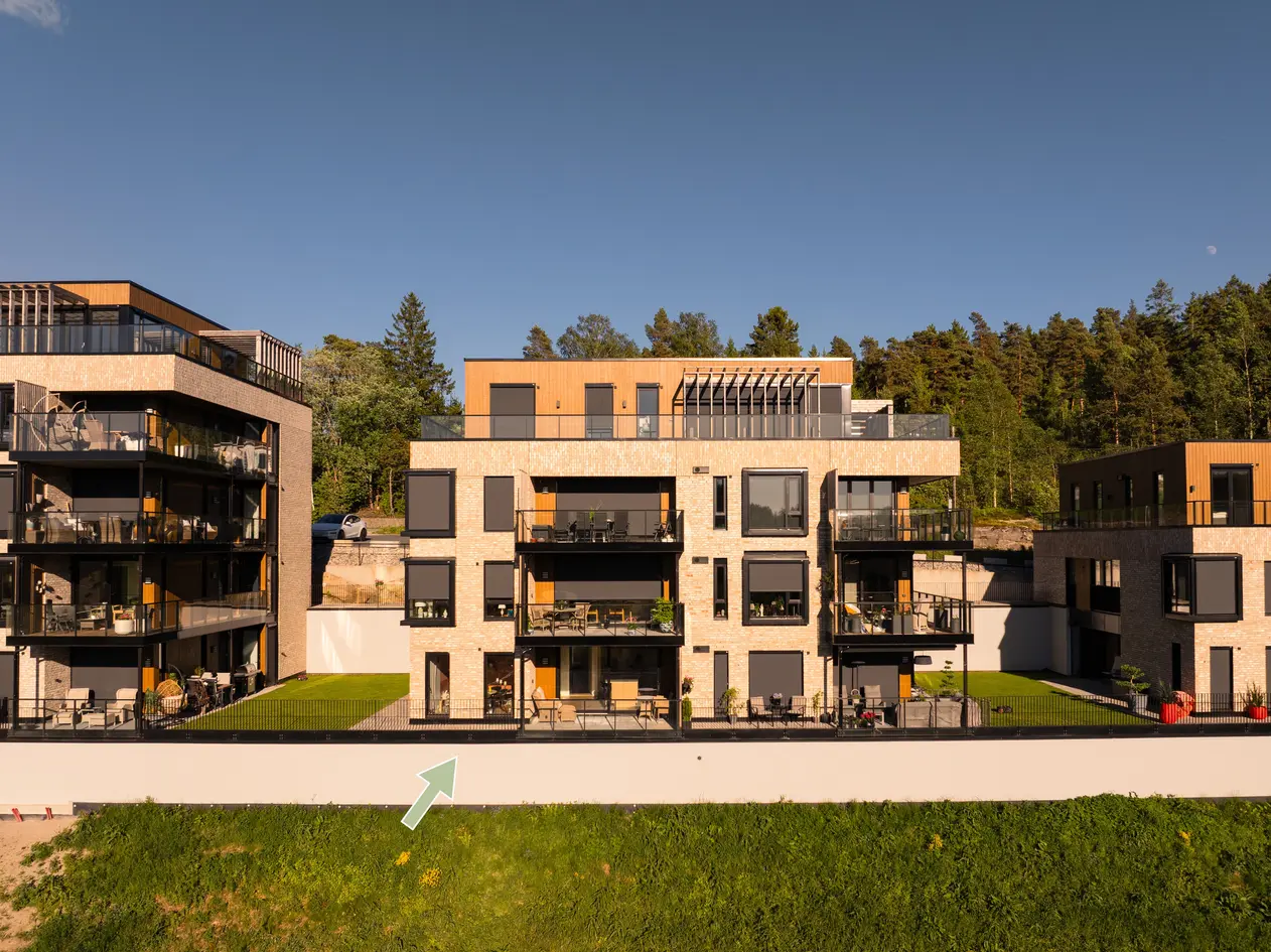 4-roms hjørneleilighet fra 2023 - med hage! Moderne og velholdt. Kvalitetskjøkken fra Strai. 2 bad, 3 soverom. Garasje. photo 2