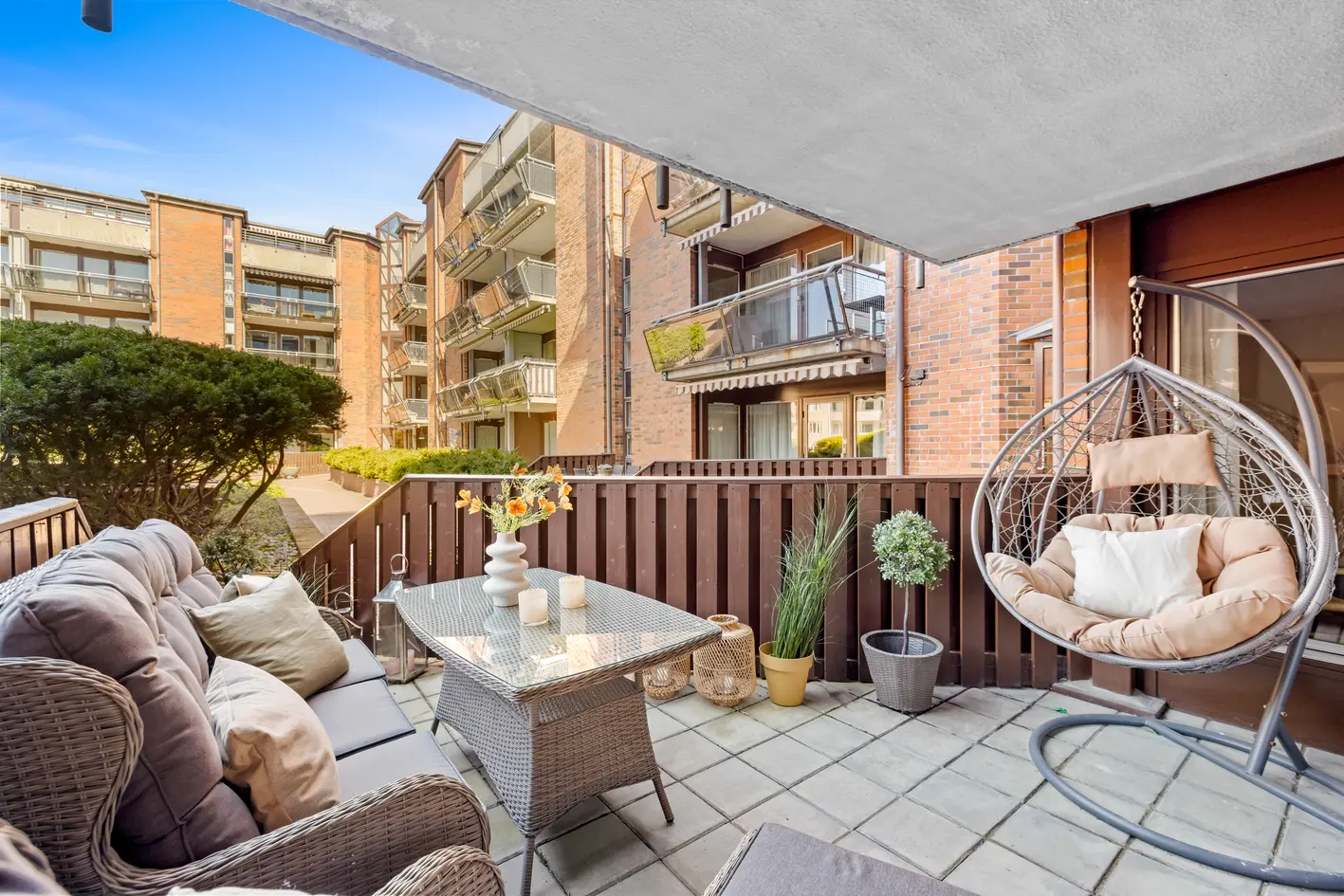 Innbydende og lekker 2-roms selveier| Herlig terrasse på 13 m²| Bad fra 2025 I Lave felleskost| Attraktiv beliggenhet!  photo 2