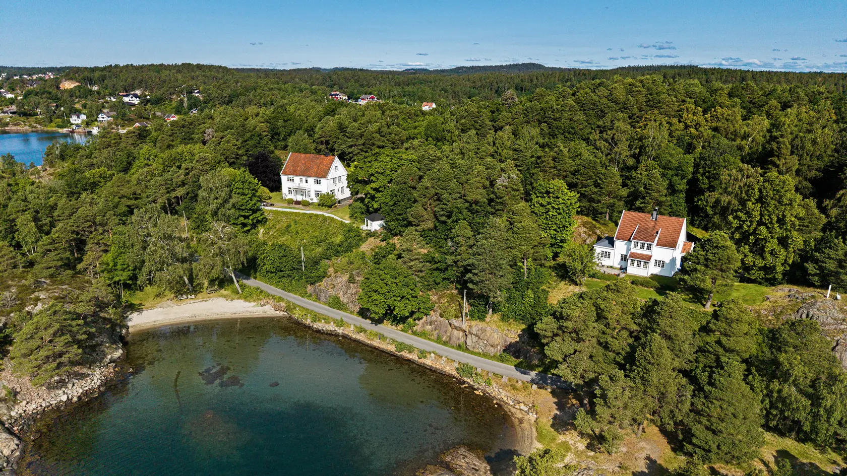Innholdsrik enebolig med sjel og moderne løsninger - brygge - flott utsikt til Tromøysund - ikke boplikt photo 3