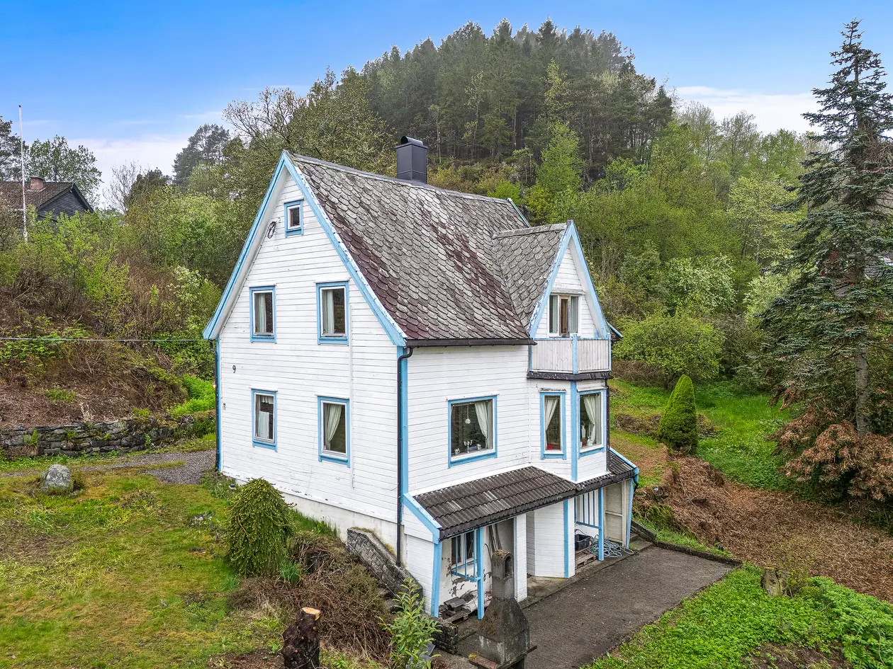 Teach, 144 m², talamh 2394 m²