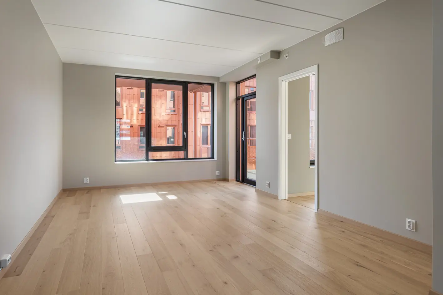 Moderne 3-roms med gjennomgående planløsning | 2 bad | Gulvvarme og balansert ventilasjon | Heis photo 5