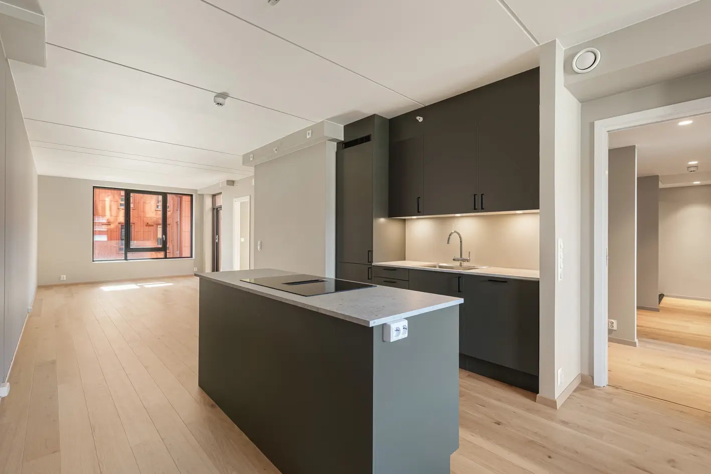 Moderne 3-roms med gjennomgående planløsning | 2 bad | Gulvvarme og balansert ventilasjon | Heis photo 3