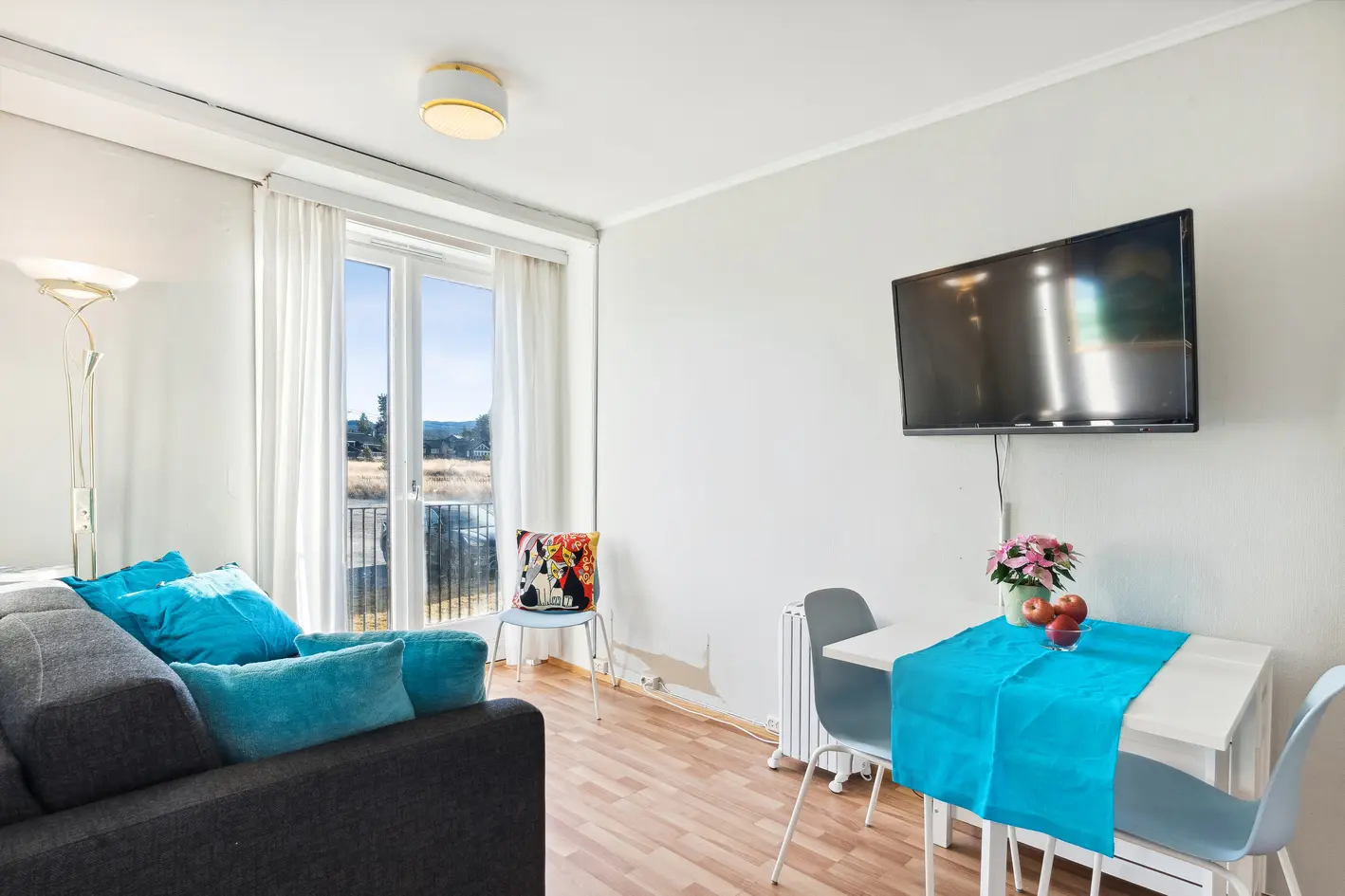 Hyggelig leilighet på Sanderstølen med stue, soverom og to bad. Tilgang til hotellets fasiliteter! - Bilde 3