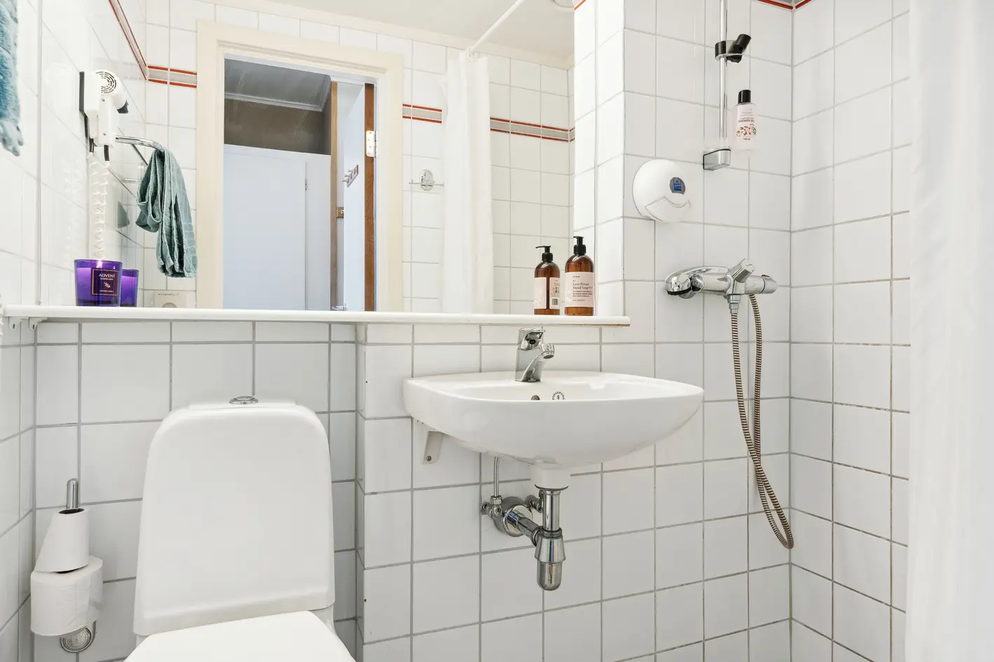 Hyggelig leilighet på Sanderstølen med stue, soverom og to bad. Tilgang til hotellets fasiliteter! - Bilde 5