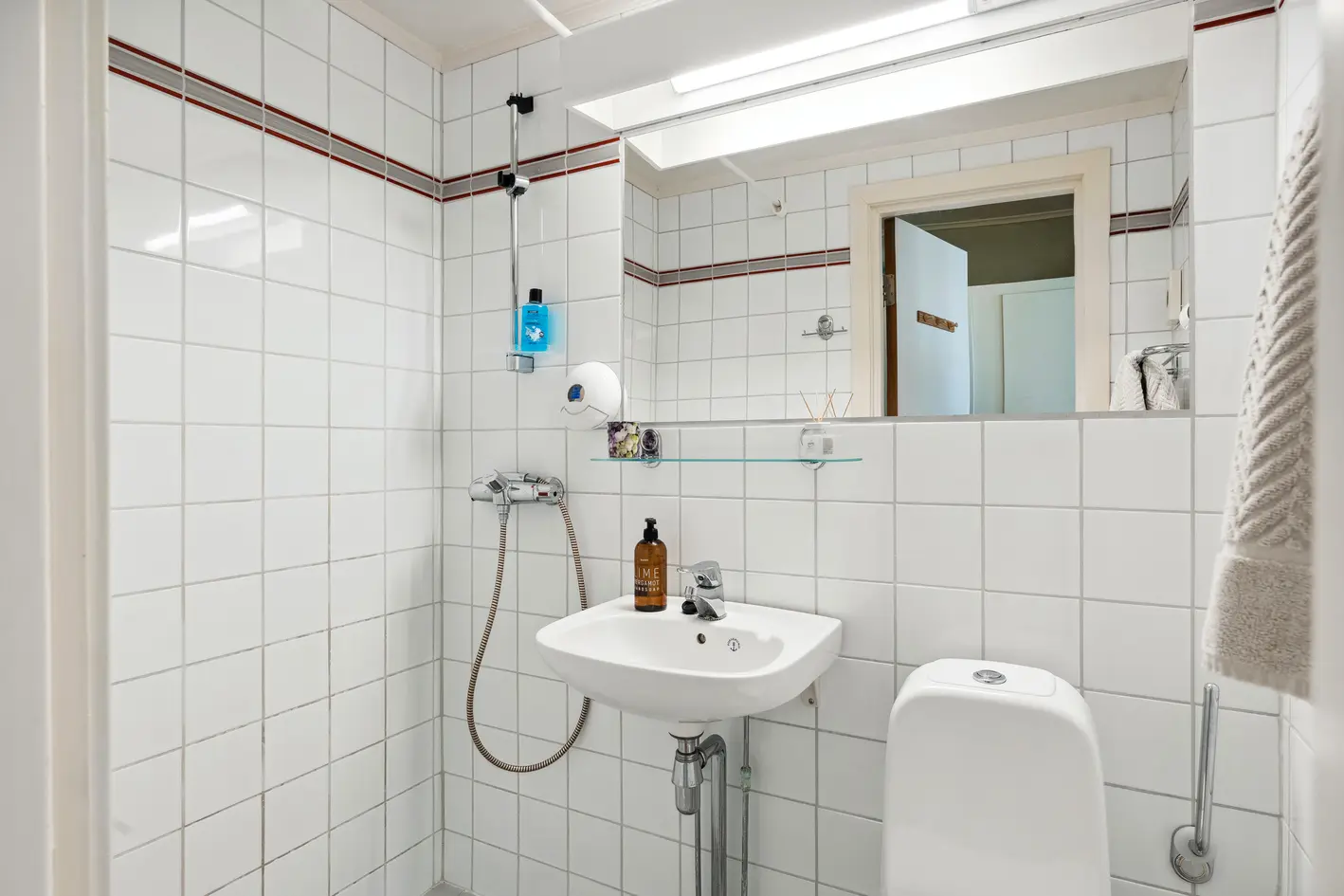 Hyggelig leilighet på Sanderstølen med stue, soverom og to bad. Tilgang til hotellets fasiliteter! - Bilde 6