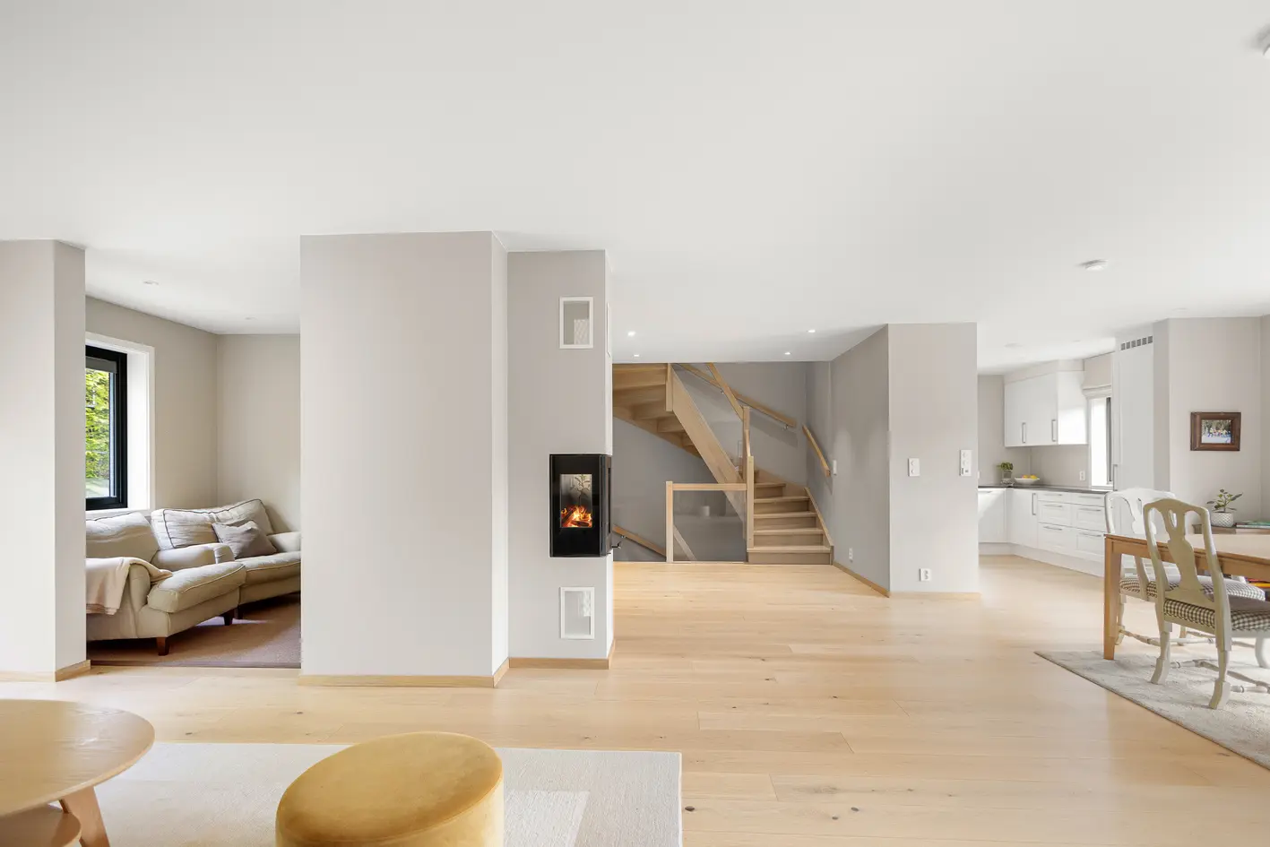 Moderne enebolig fra 2023 – 4 soverom samlet – skjermet og barnevennlig hage - dobbelgarasje – 4 min til T-bane photo 5
