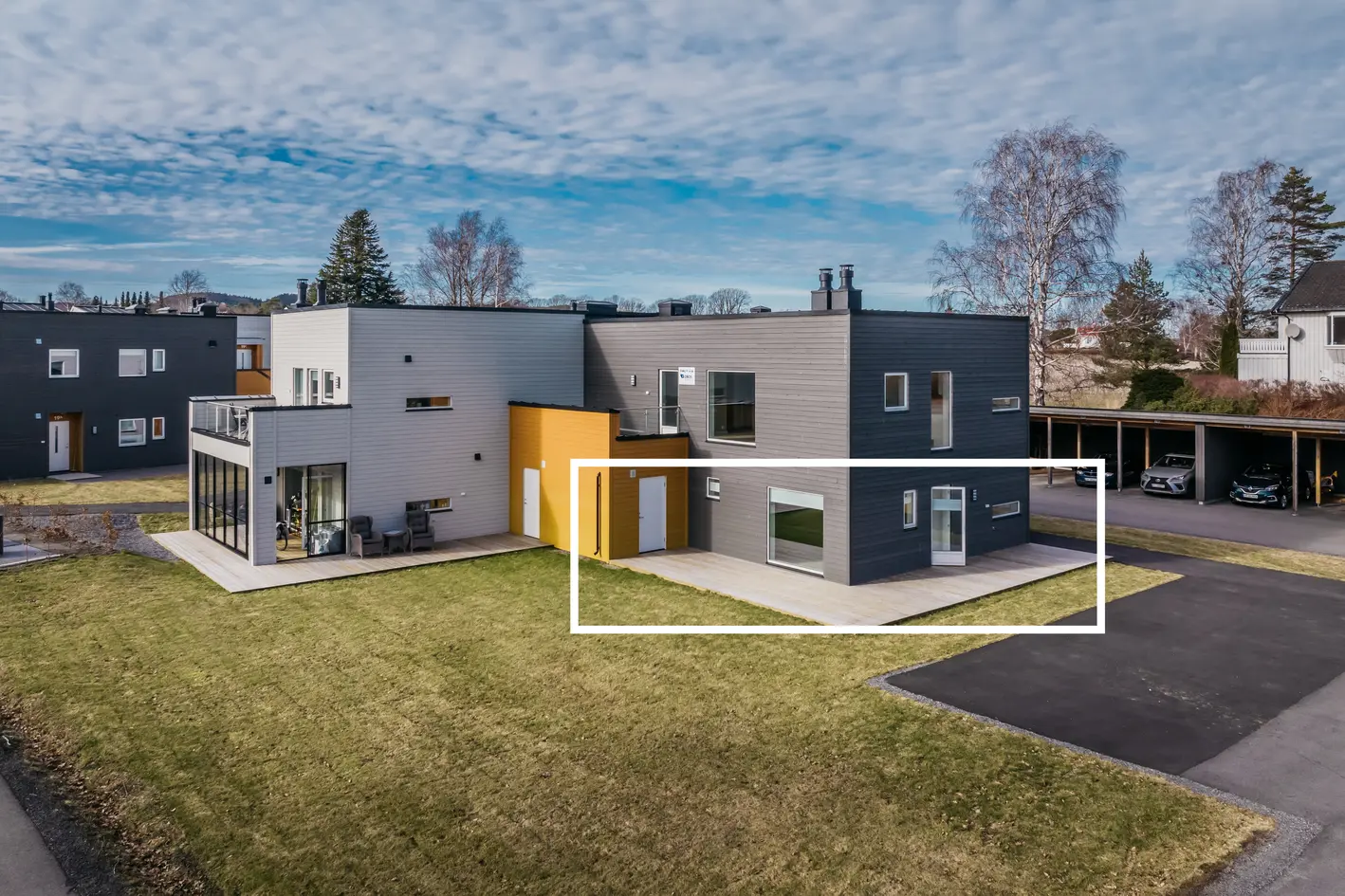 Ny, delikat 3-roms leilighet fra 2025 | Praktisk 1. etasje | Peisovn | Carport | Svært barnevennlig photo 3
