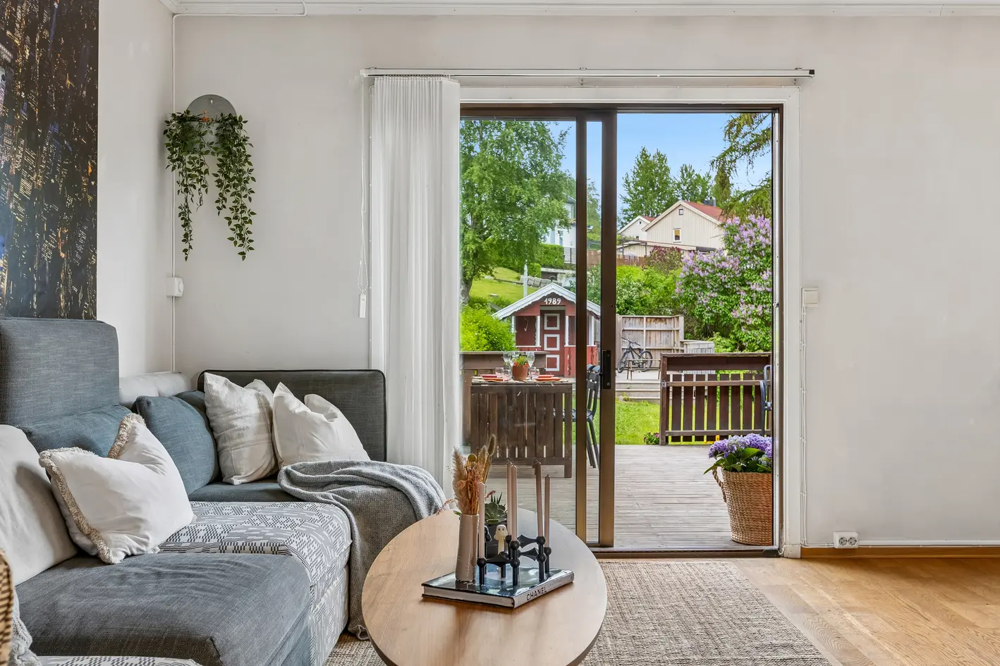 Familievennlig rekkehus i et etterspurt område | Solrik terrasse på 50 m² & Hage | Garasje & P-plass | Nærhet til alt! photo 4