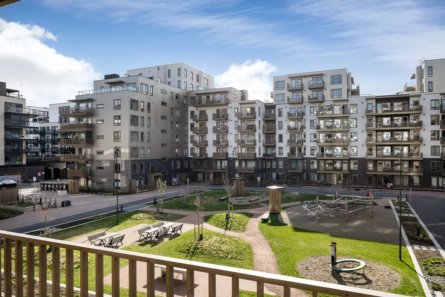 Gjennomgående 3-roms leilighet med høy standard og meget gjennomtenkt planløsning! Garasjeplass. 2 balkonger. Heis. - View 4