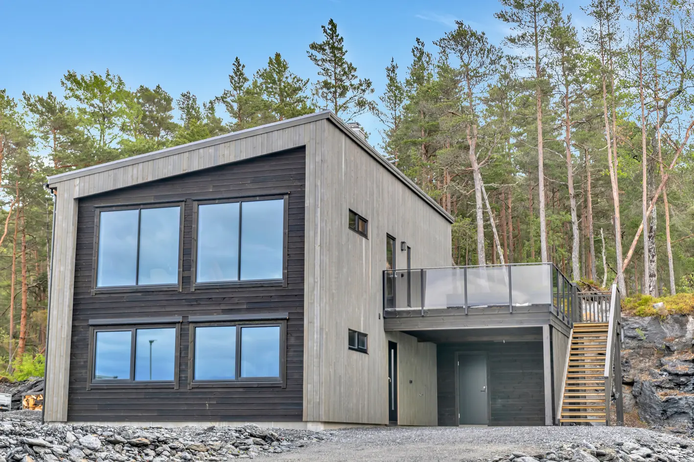 NY PRIS | Ny og moderne enebolig fra 2025 med familievennlig planløsning, carport og flott utsikt. Barnevennlig område photo 2