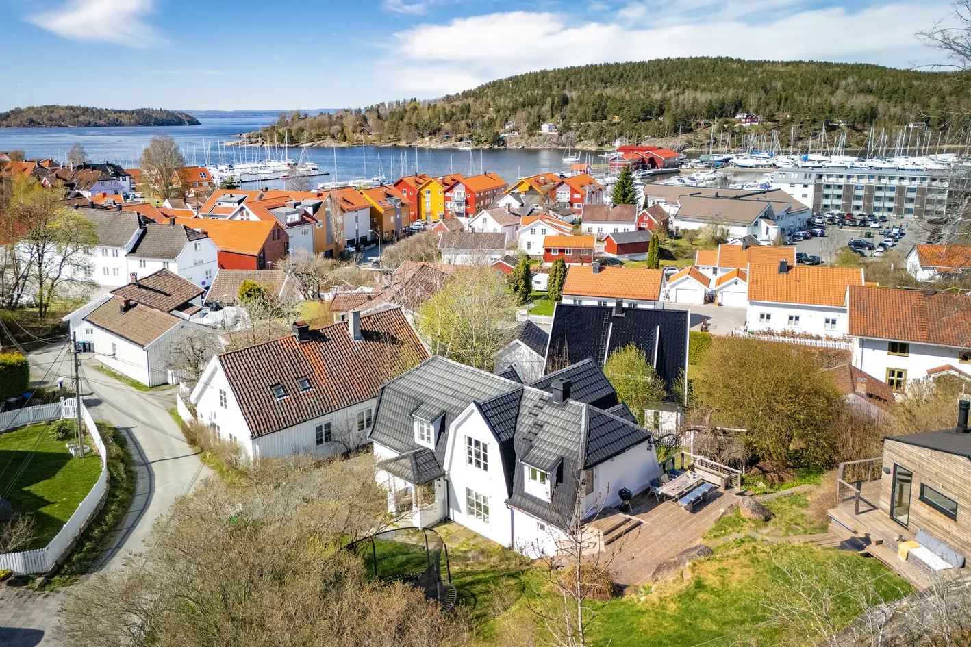 Sommeridyll i Son: Familievennlig villa m/isolert uthus og stor tomt - Solrike, skjermede uteplasser - Flott atmosfære! photo 5
