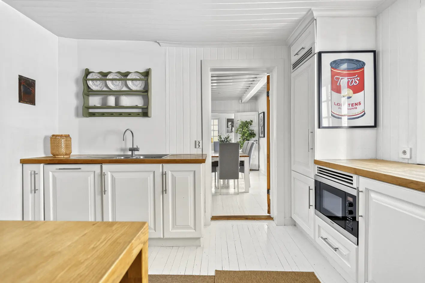 Velkommen til historiske Foss gård –Enebolig med stor terrasse, 3 soverom, 2 bad og 2 stuer.  Svært sentralt, må ses! photo 5