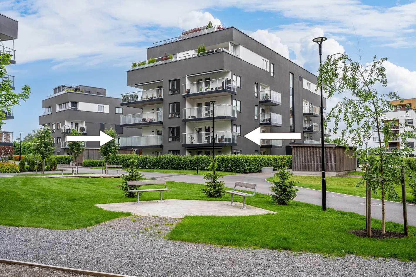 Pen og romslig 4R leilighet | Garasjeplass m/ lader| 2 balkonger | 2 bad | Kun TG1 | Sentralt | Gode solforhold, jessheim