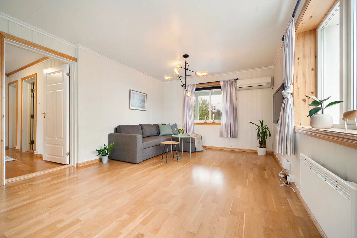 Sentral og praktisk 3-roms leilighet med terrasse | Innvendig renovert i 2005 | Rolig område | Nært alle byfasiliteter photo 5