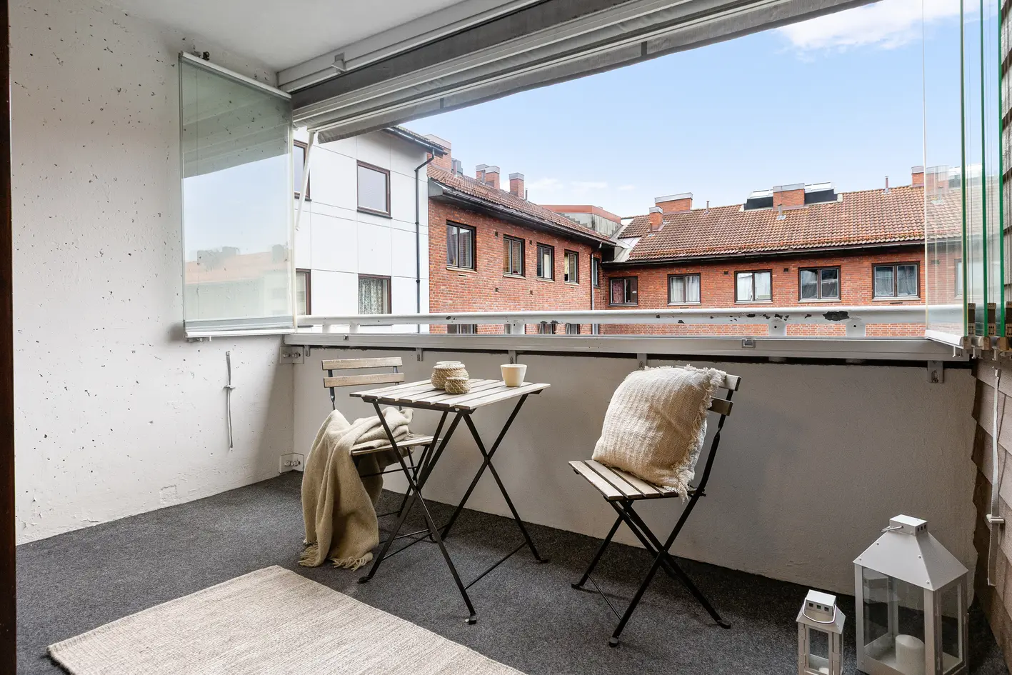 Særdeles lekker, påkostet og moderne selveier med balkong, garasjeplass og heis I V.vann inkl. I Pusset opp i 2026  photo 4