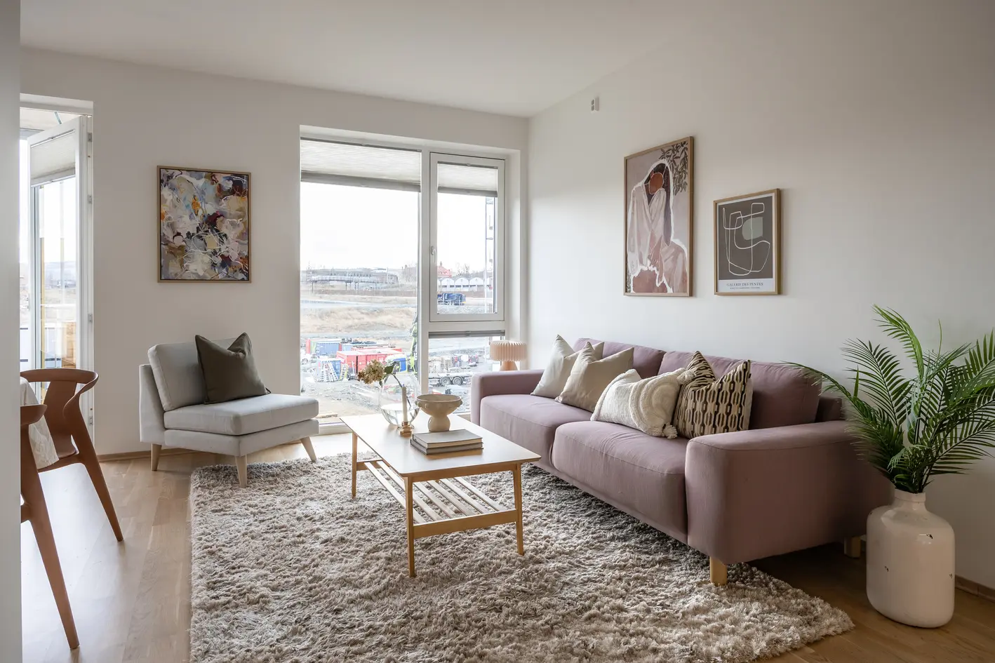 Lekker 2-roms i 4. etasje oppført i 2023. Nybygg standard. Solrik balkong. Pent kjøkken og bad. Sentral beliggenhet. photo 4