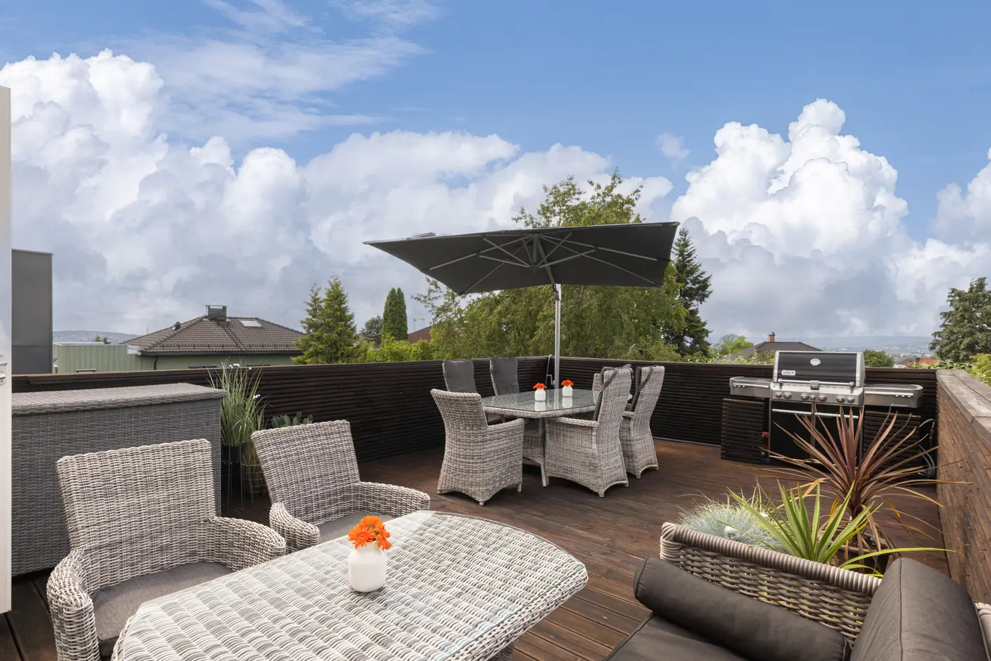 Familievennlig, påkostet og lekker ½-part 2-mannsbolig - Meget høy standard - Flott hage og solrik takterrasse photo 5